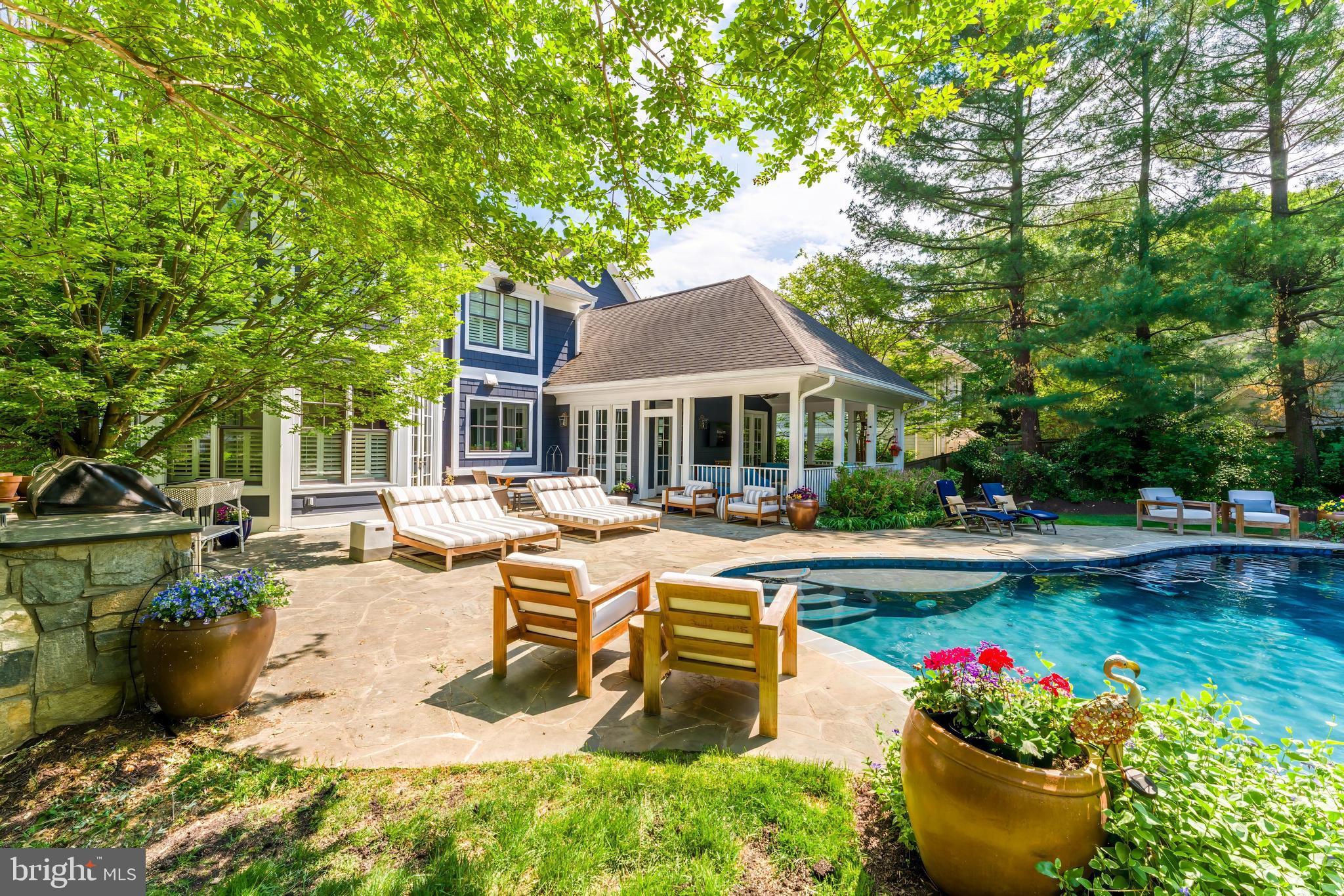 STONELEIGH - Residential