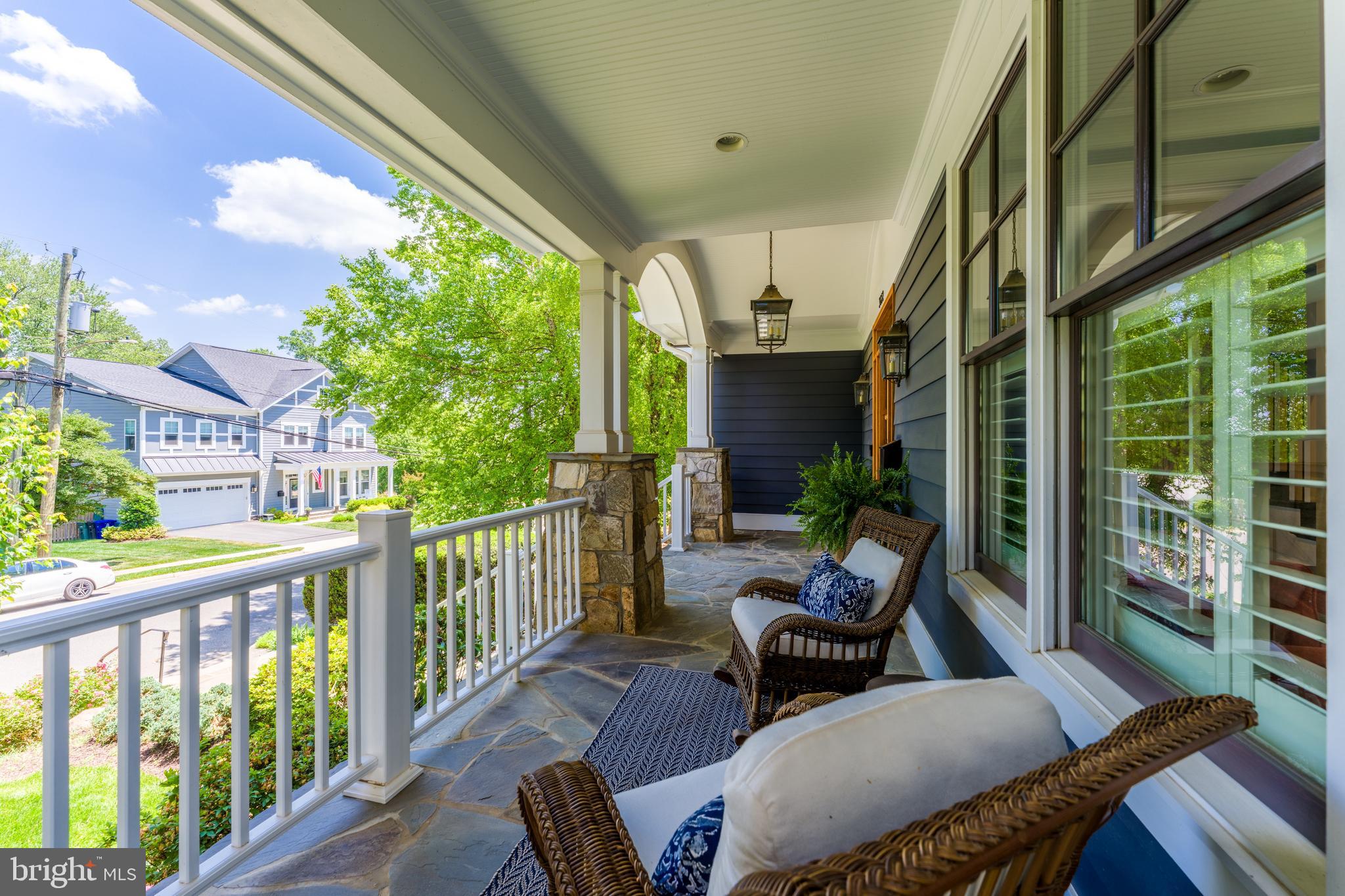 STONELEIGH - Residential