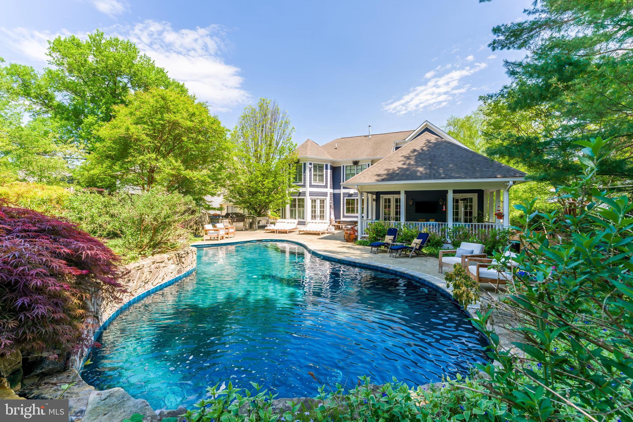 STONELEIGH - Residential