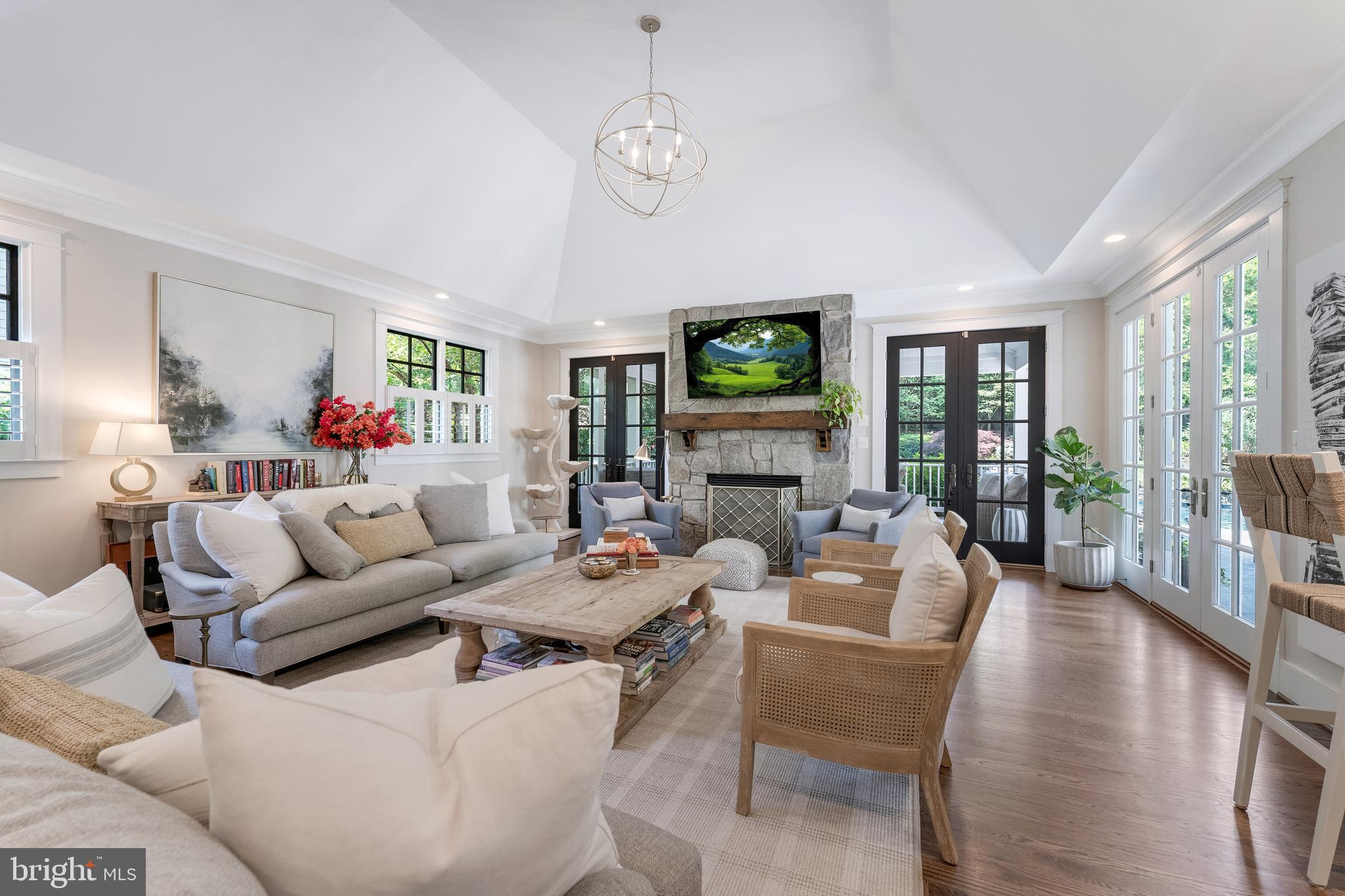 STONELEIGH - Residential