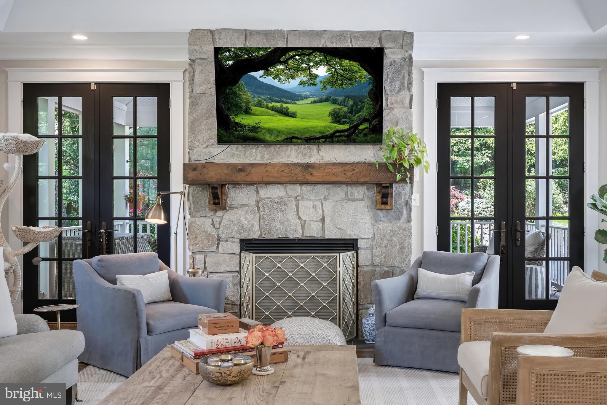 STONELEIGH - Residential