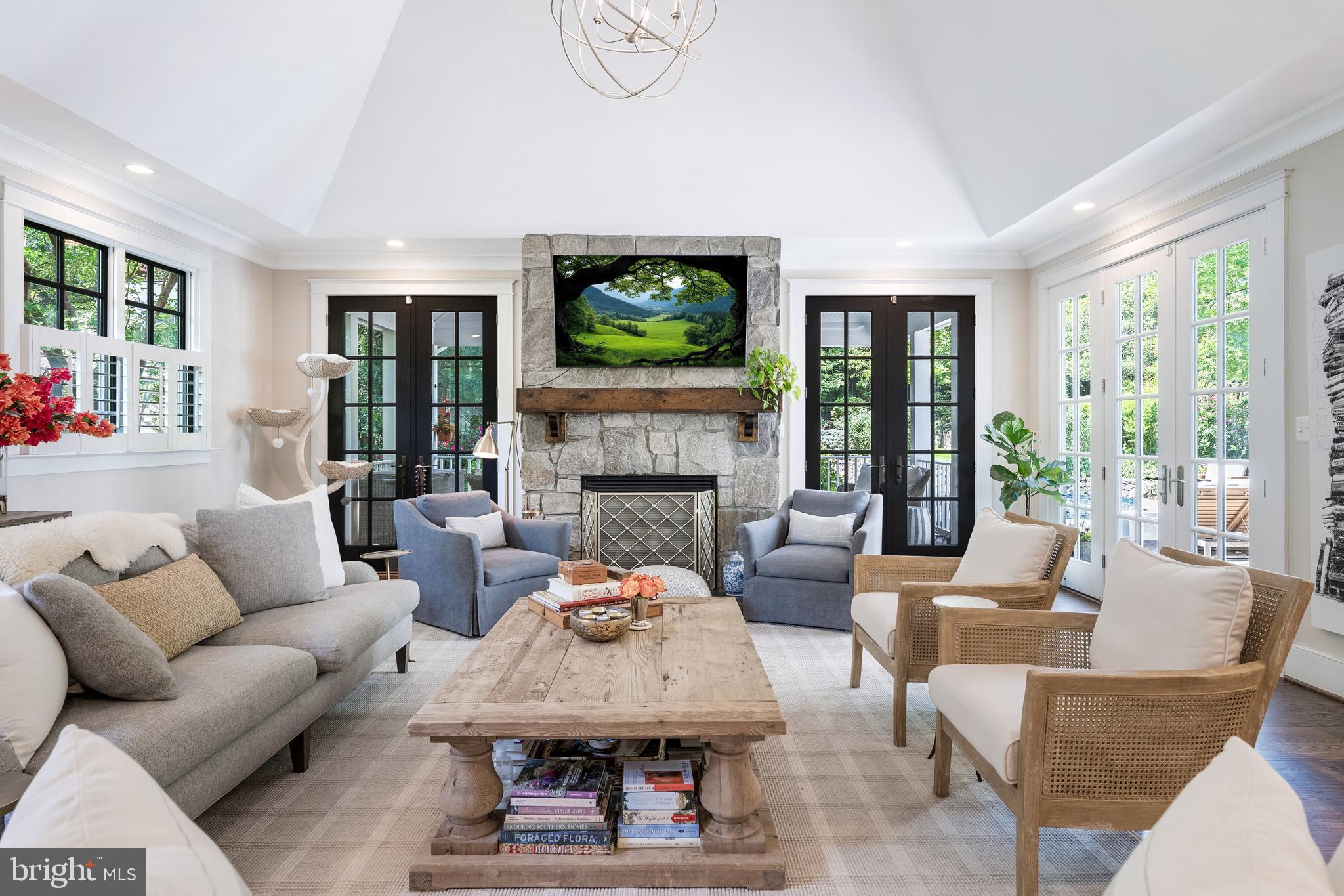 STONELEIGH - Residential