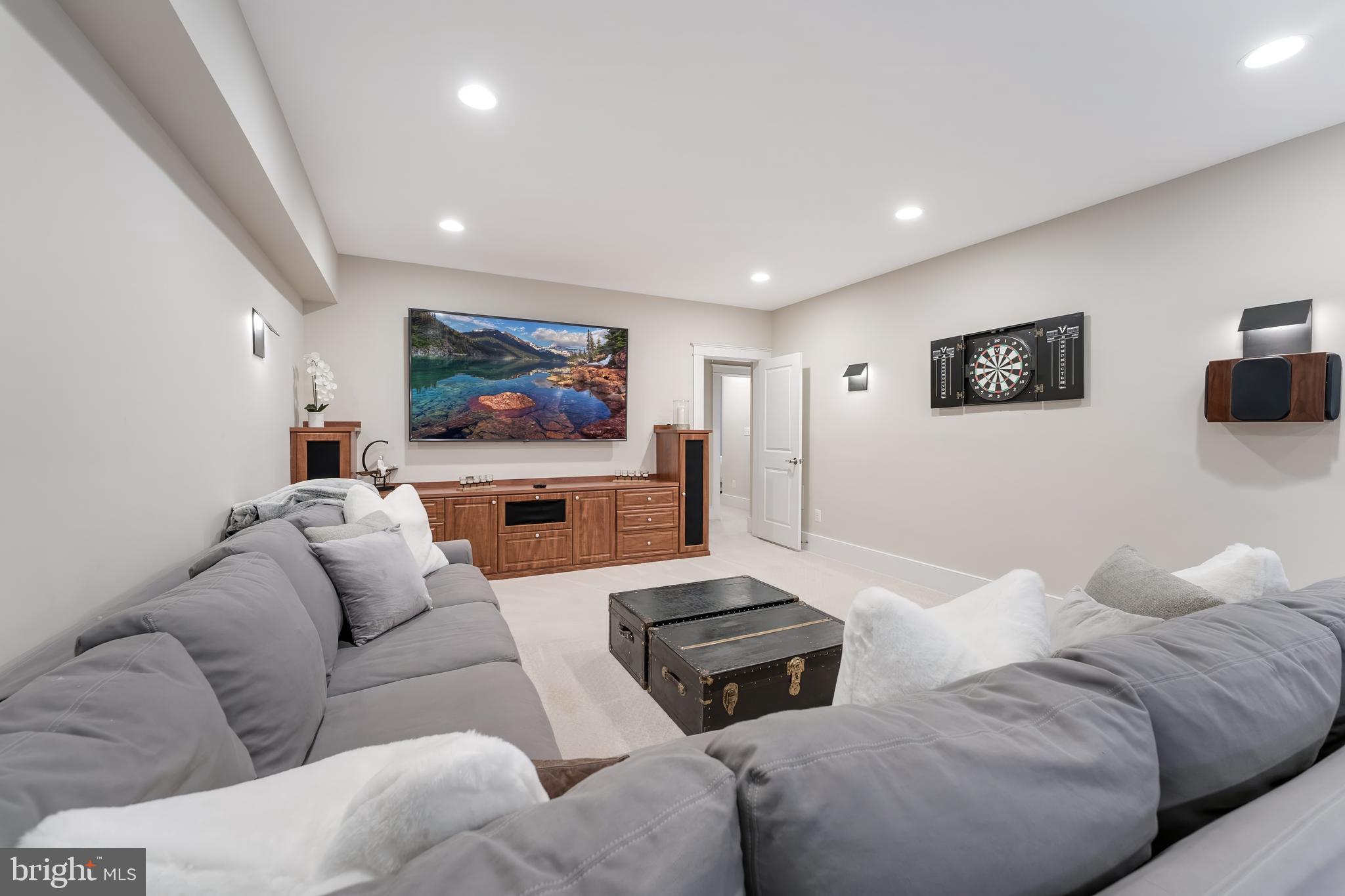 STONELEIGH - Residential