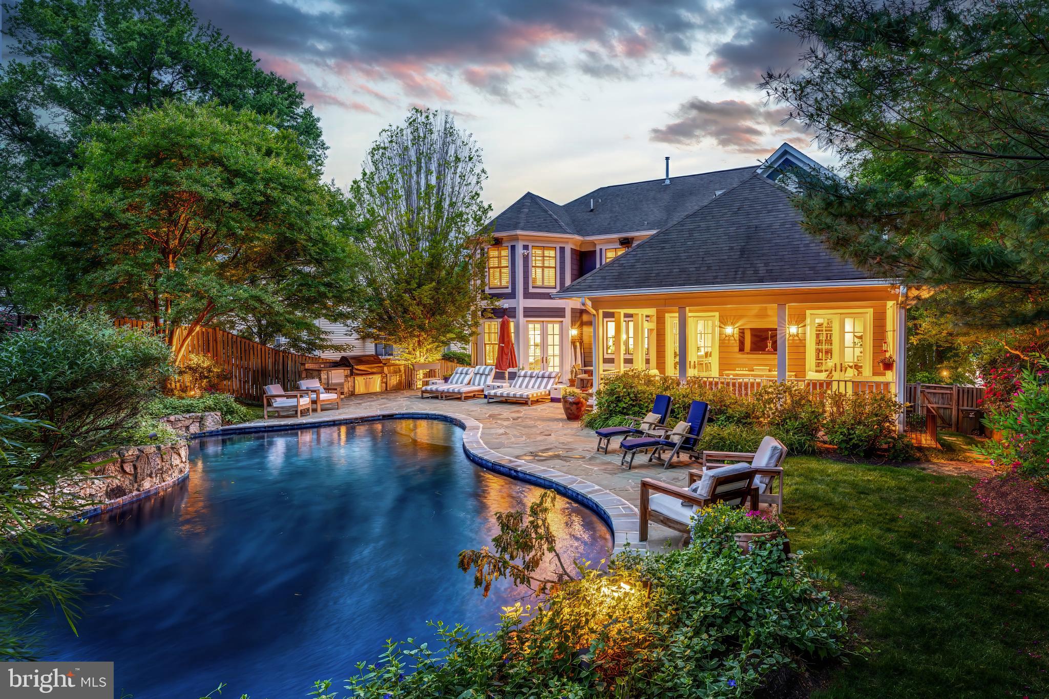 STONELEIGH - Residential