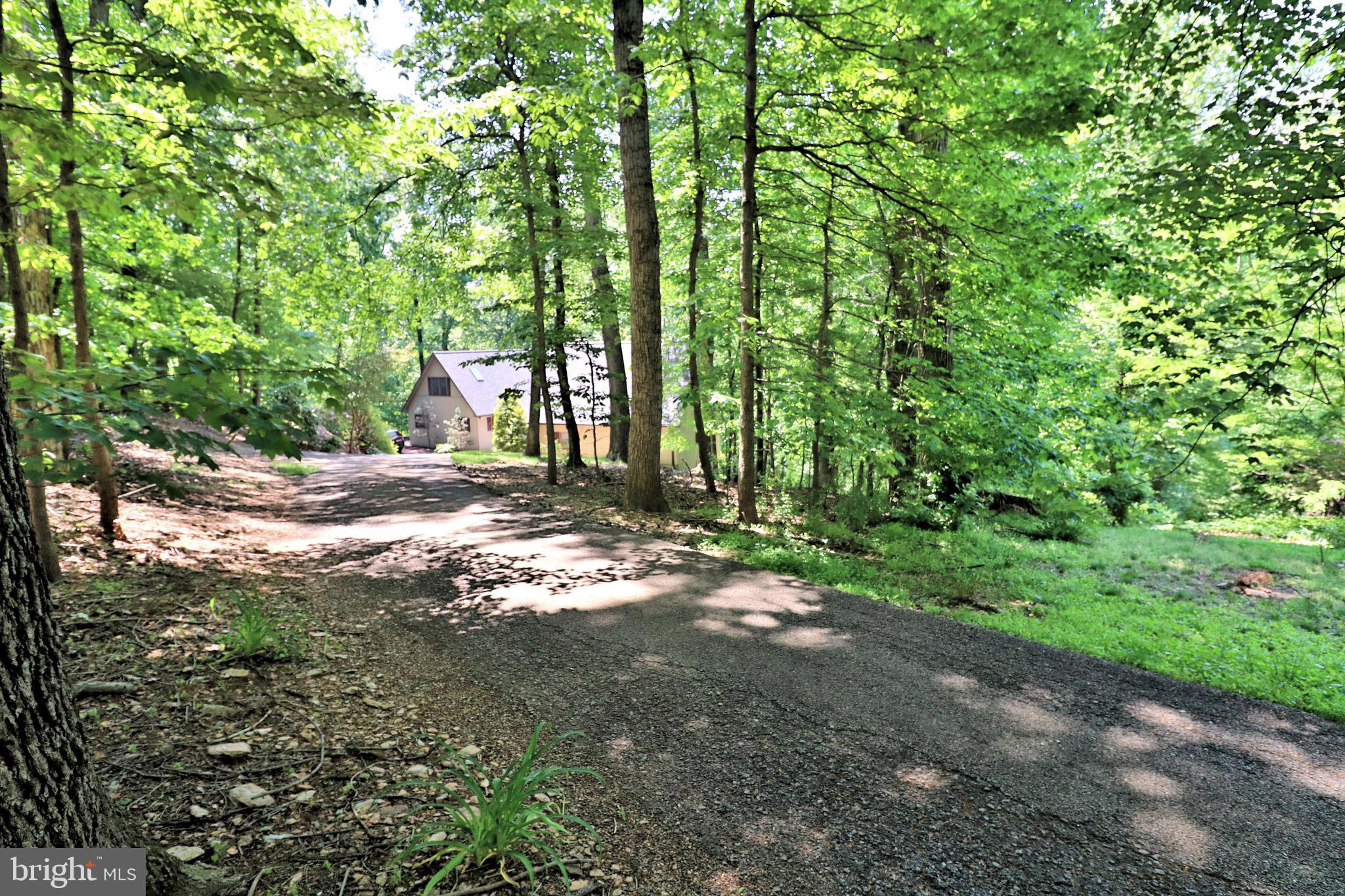 94 N TANGLEWOOD DRIVE