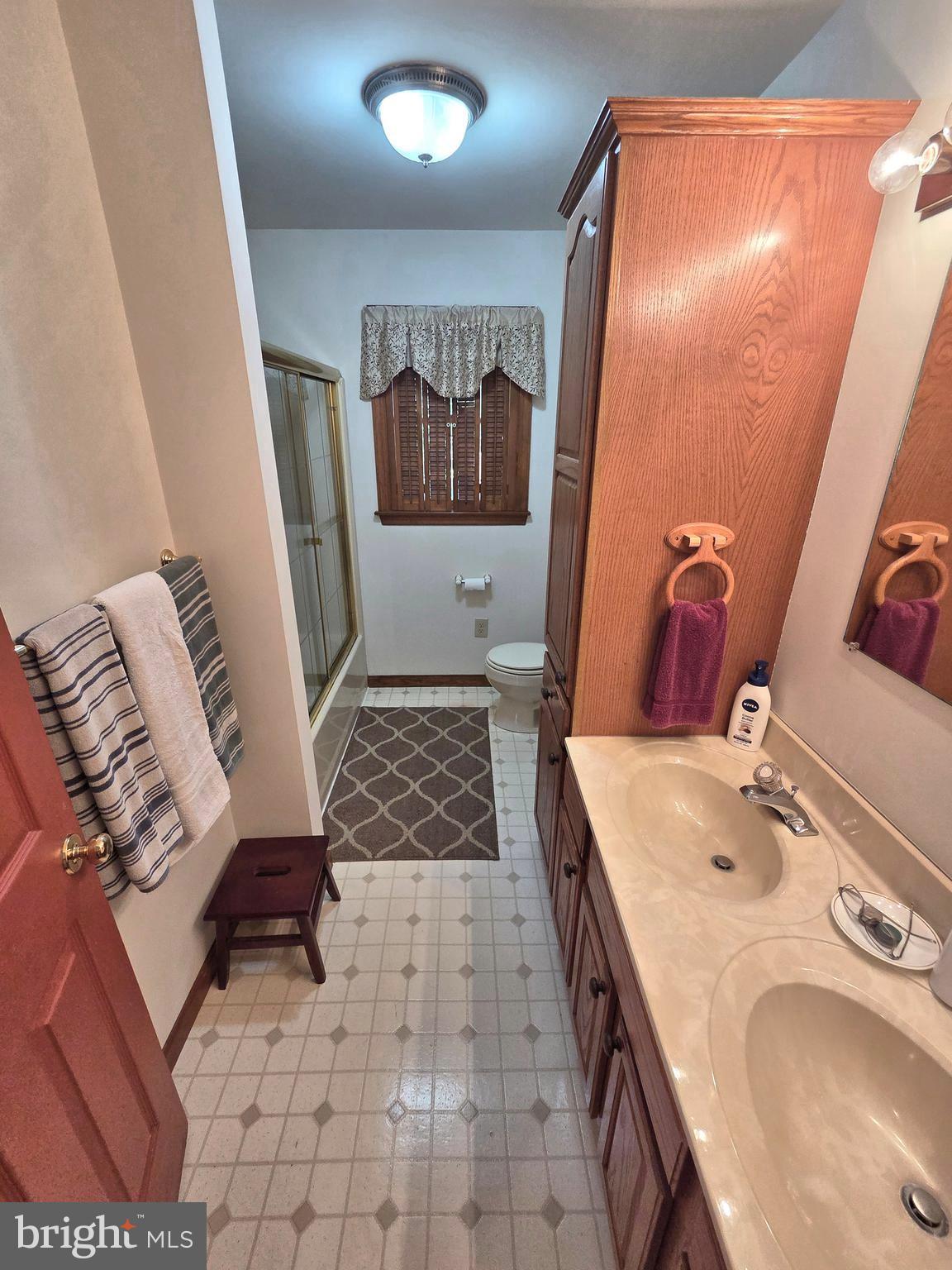TANGLEWOOD - Residential