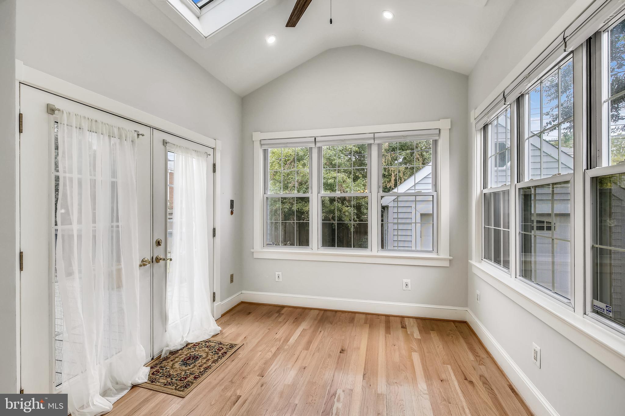 DEL RAY - Residential