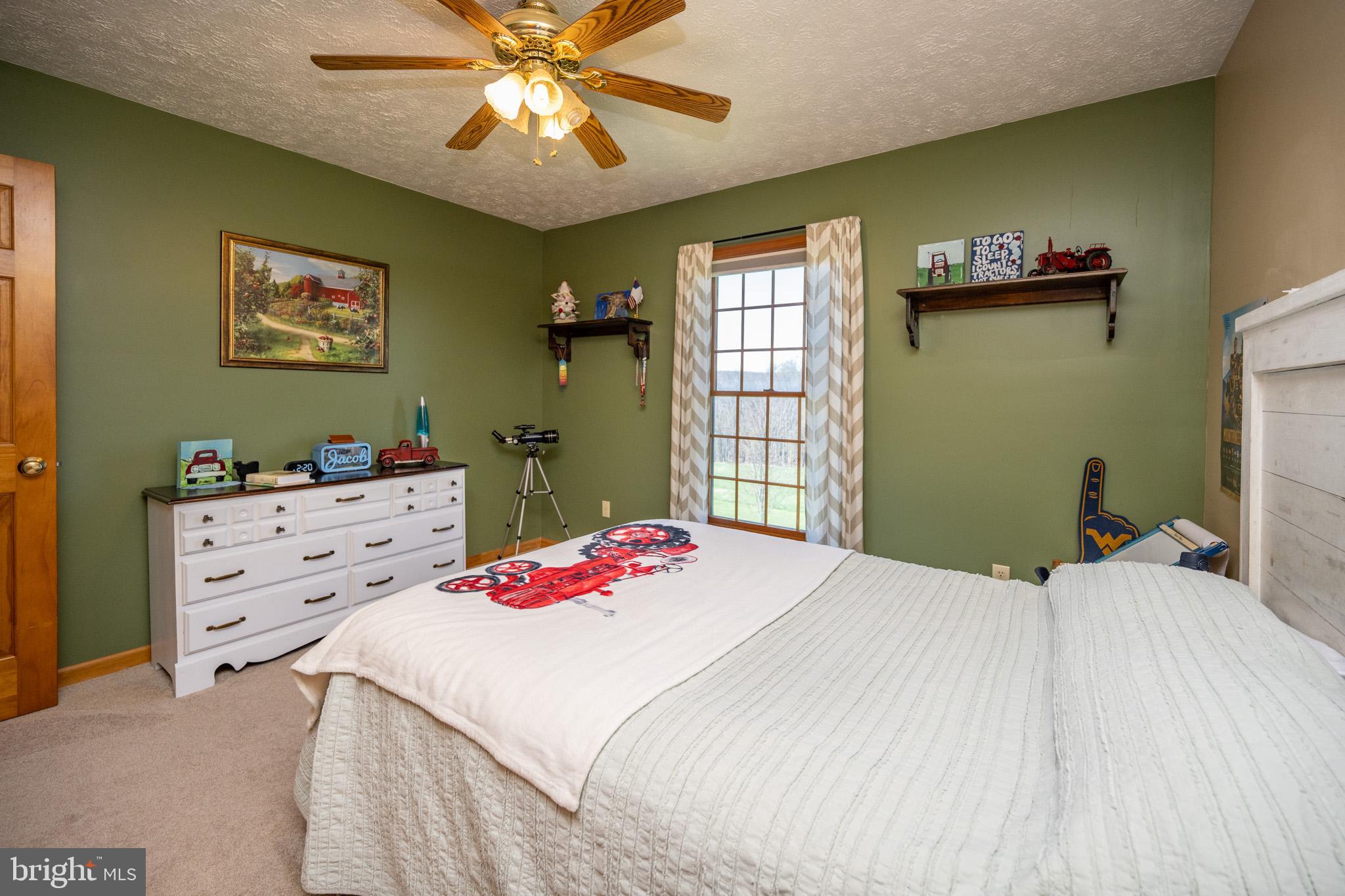 VALLEY VIEW ESTATES - Residential