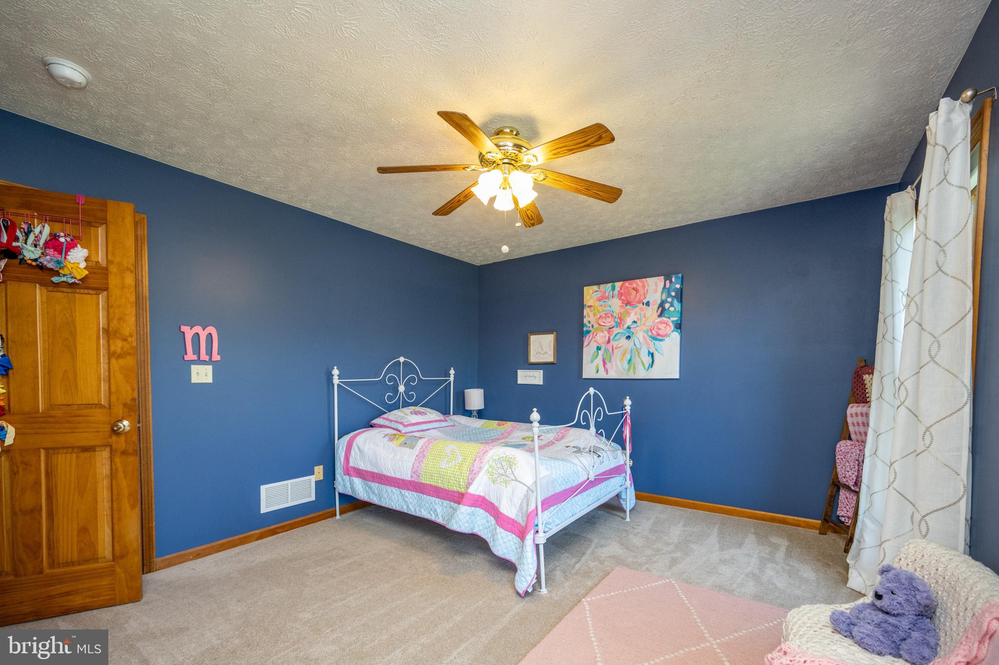 VALLEY VIEW ESTATES - Residential