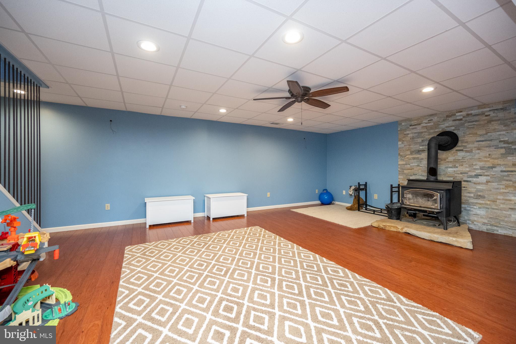 VALLEY VIEW ESTATES - Residential