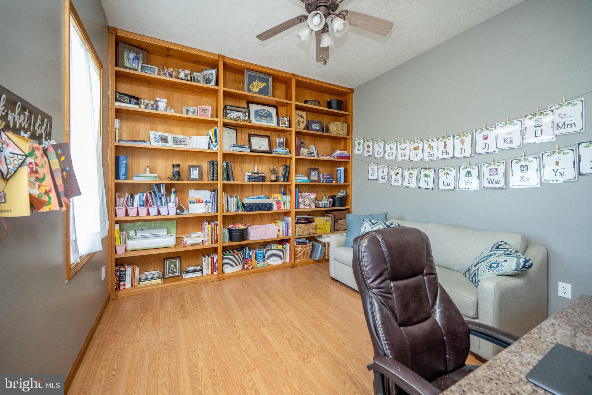 VALLEY VIEW ESTATES - Residential