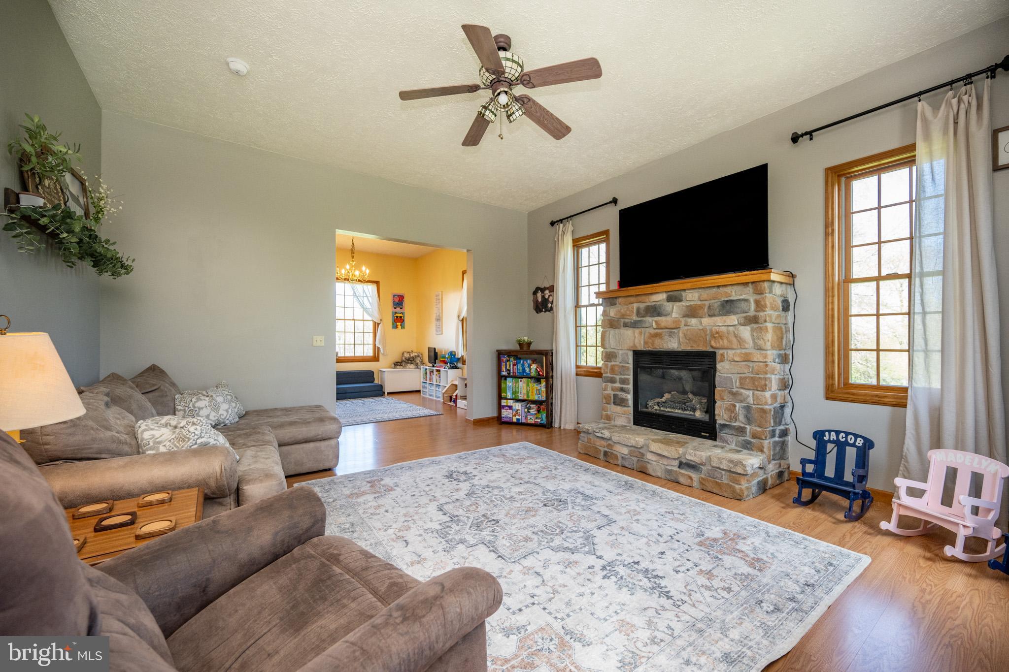 VALLEY VIEW ESTATES - Residential