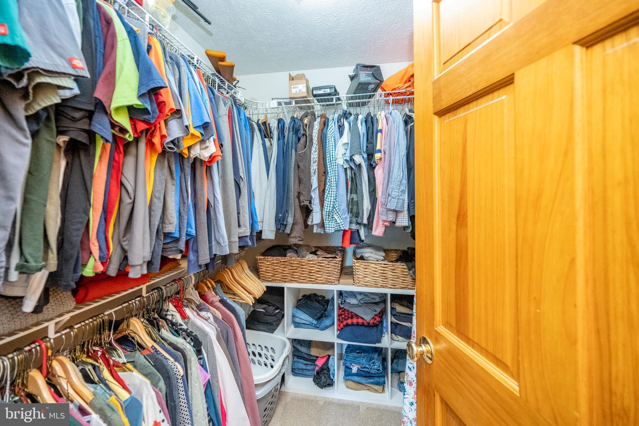 VALLEY VIEW ESTATES - Residential