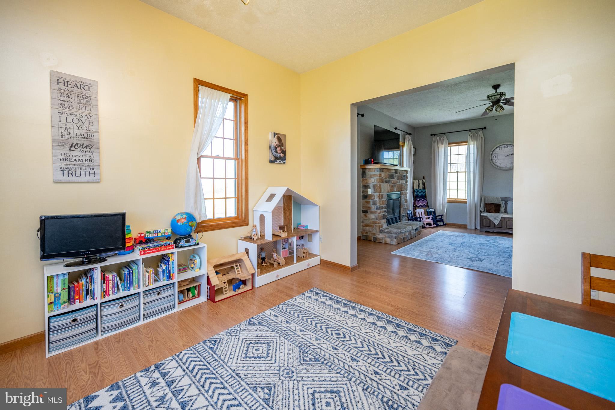 VALLEY VIEW ESTATES - Residential