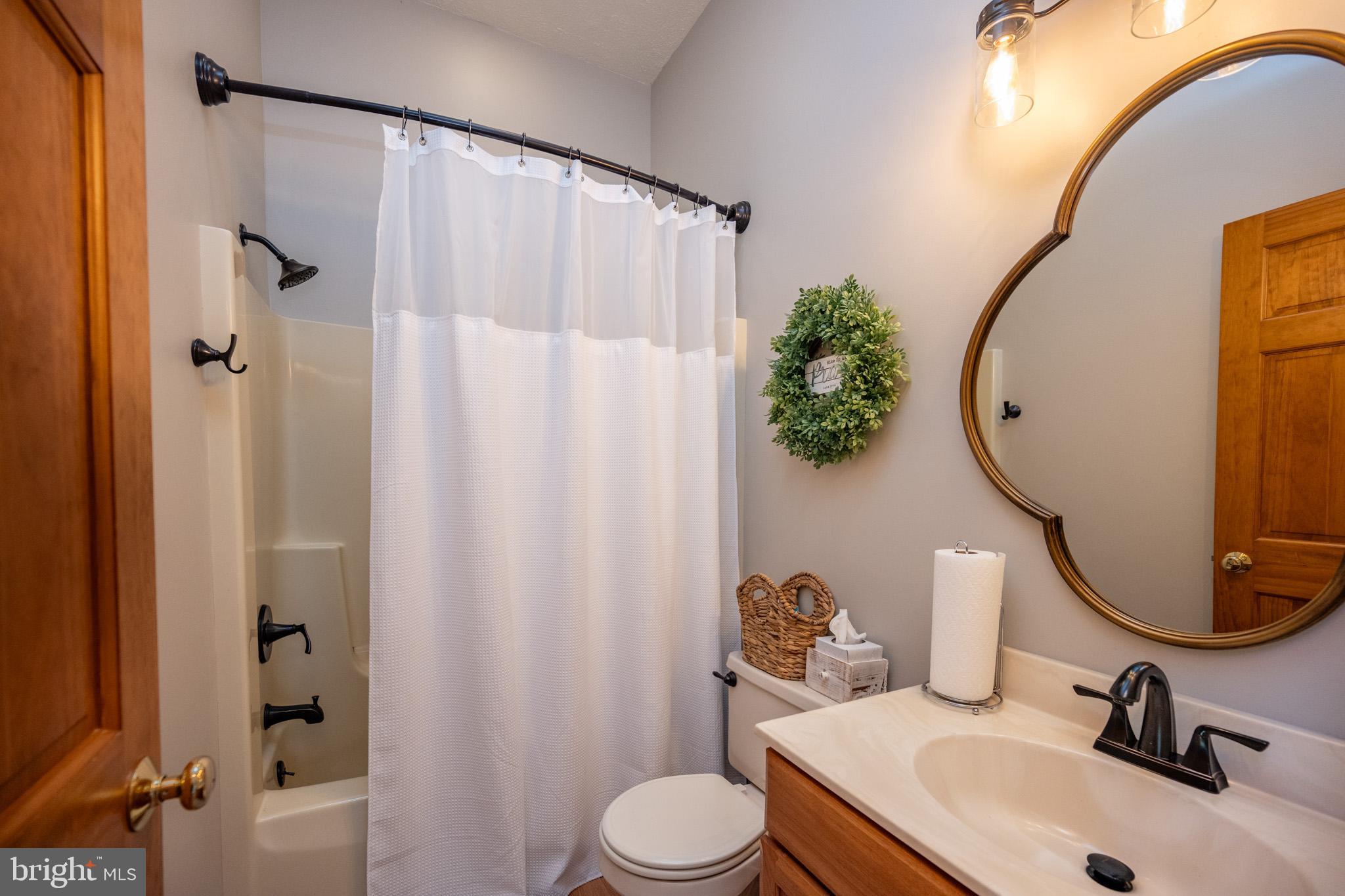 VALLEY VIEW ESTATES - Residential