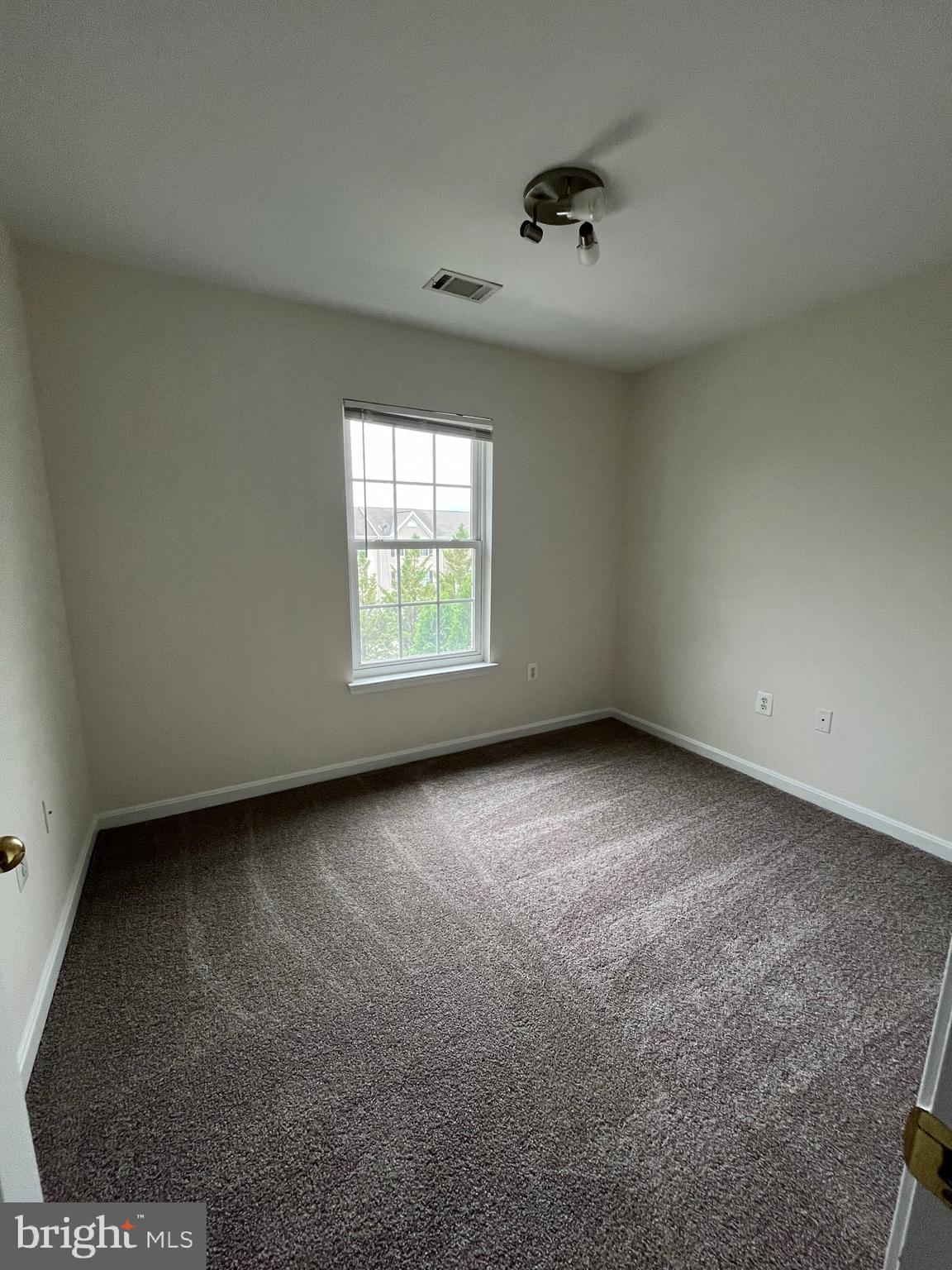 SENECA RIDGE - Residential