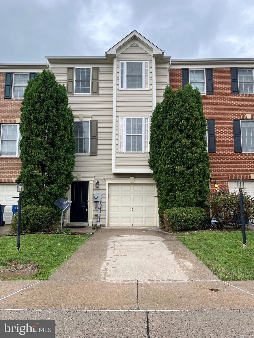 Move in ready, beautiful 3 level, 3 bedrooms, 3 bathrooms, with Garage townhouse, out of city taxes. New flooring, freshly painted, new stainless steel appliance in kitchen, one year old A/C, ready for the new owner.