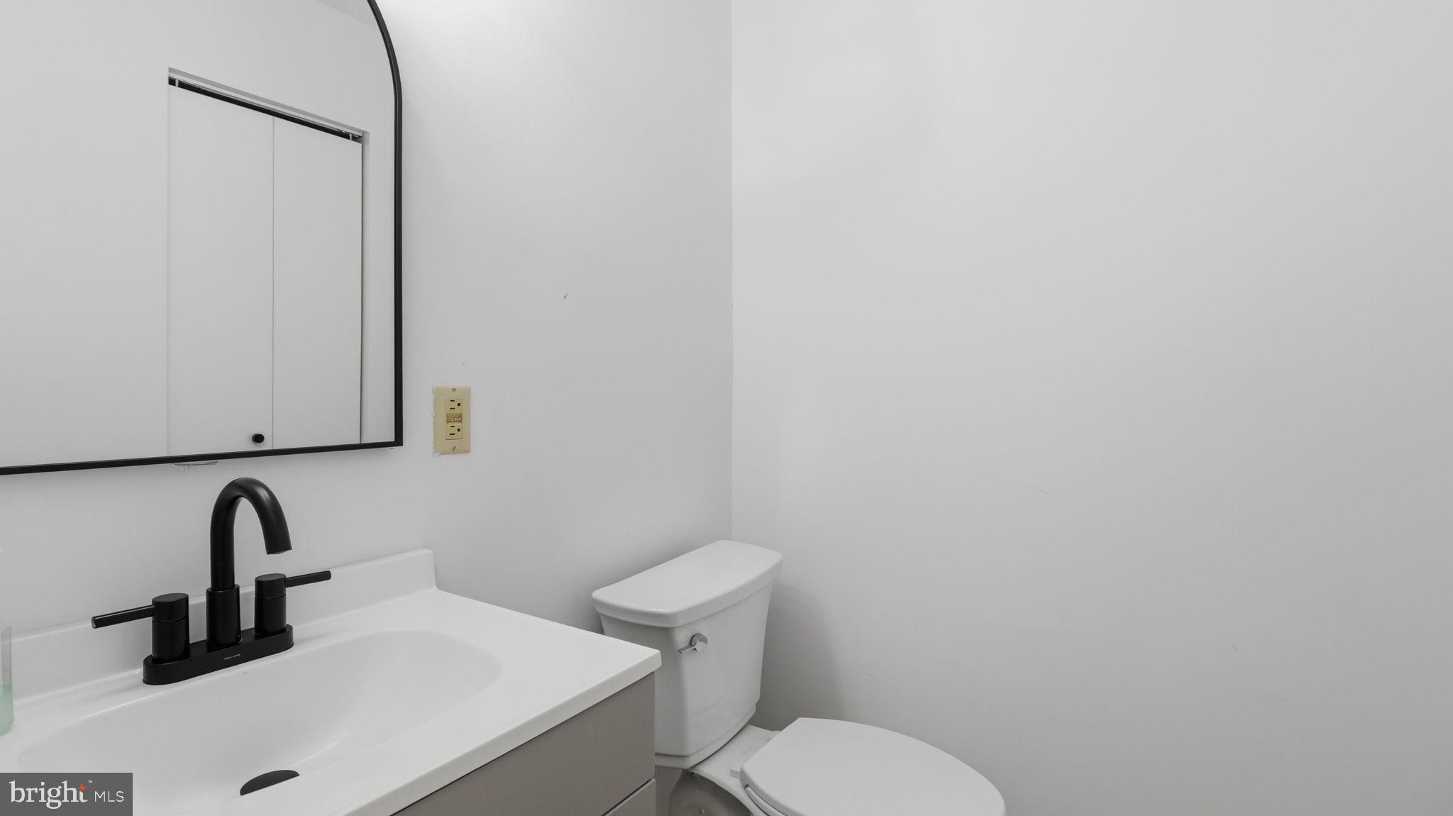 15300 SPENCERVILLE COURT 201A