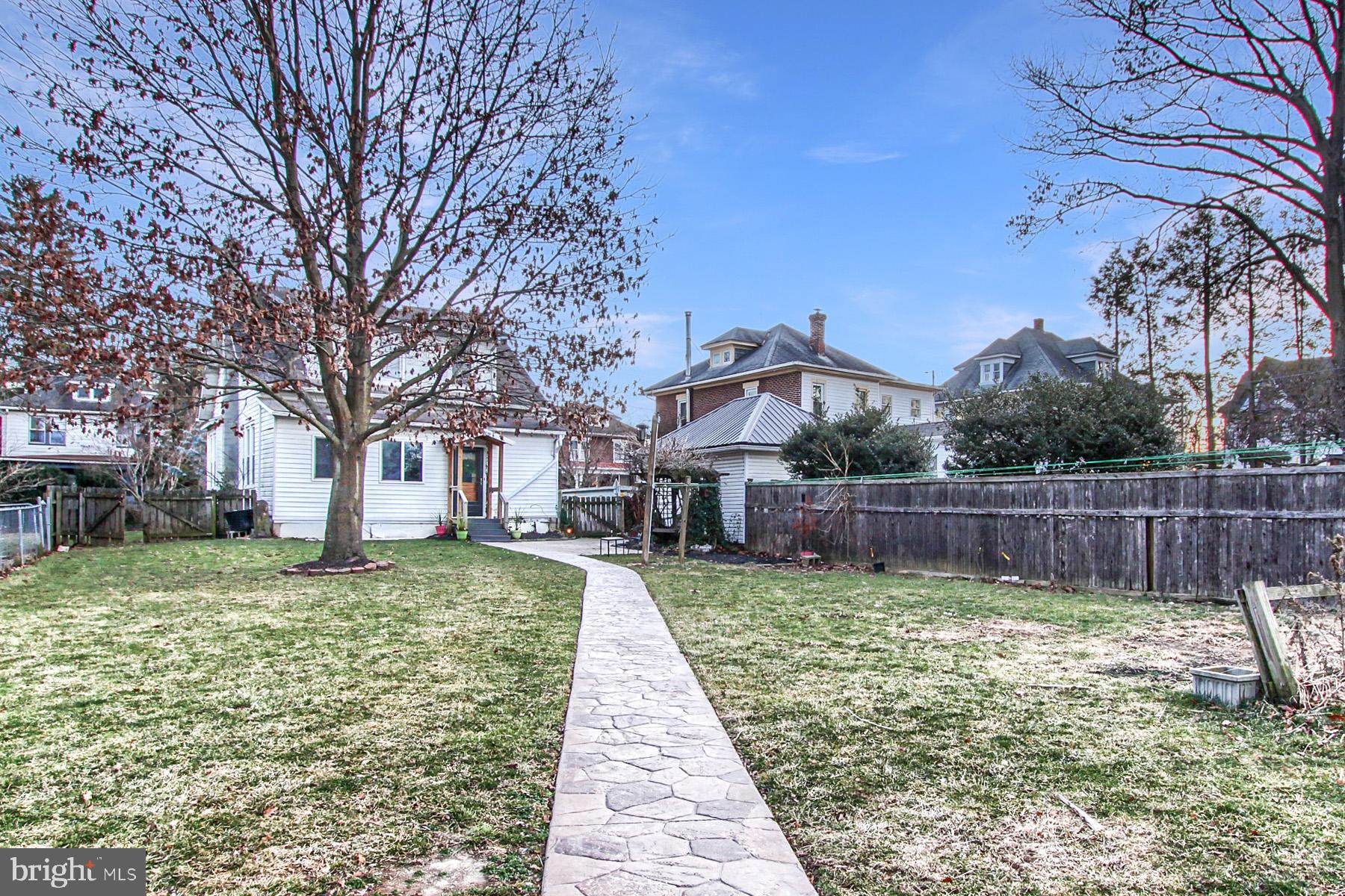 TOWER HILL - Residential