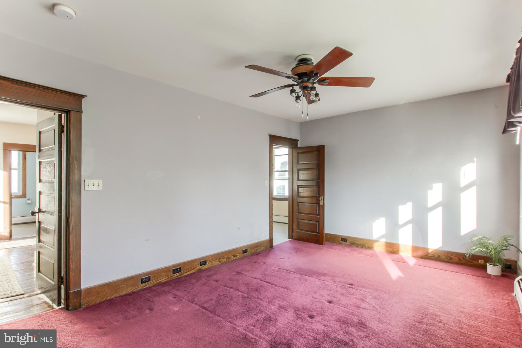 TOWER HILL - Residential