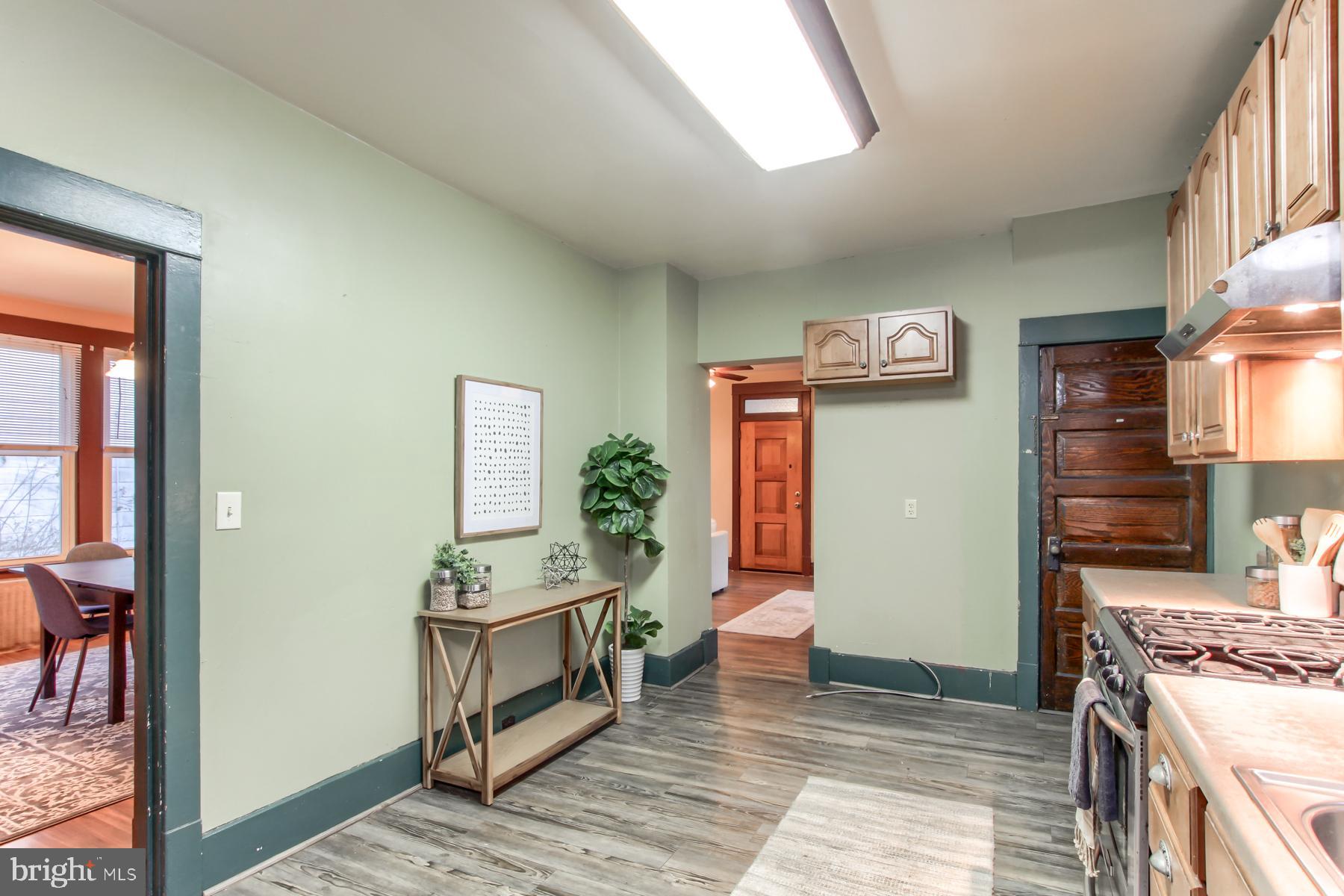 TOWER HILL - Residential