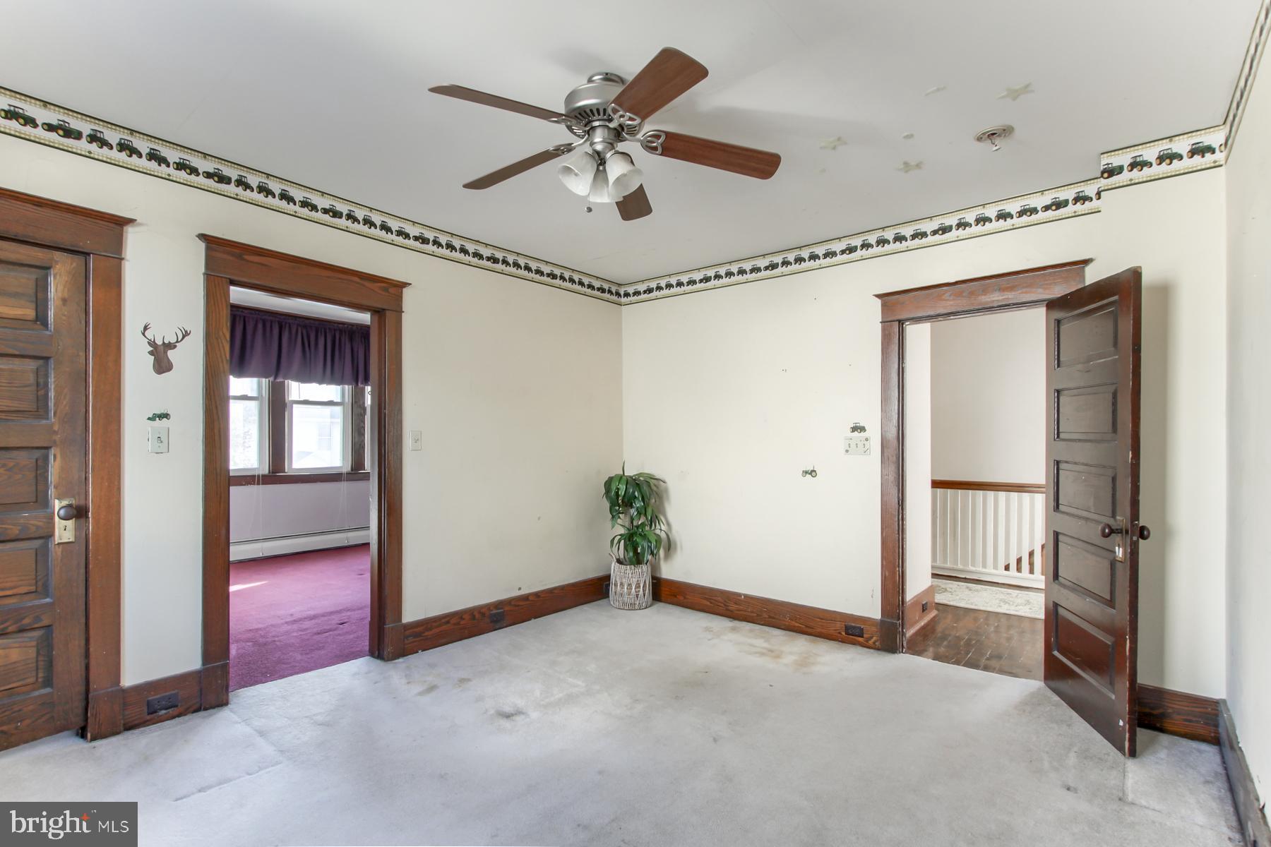 TOWER HILL - Residential