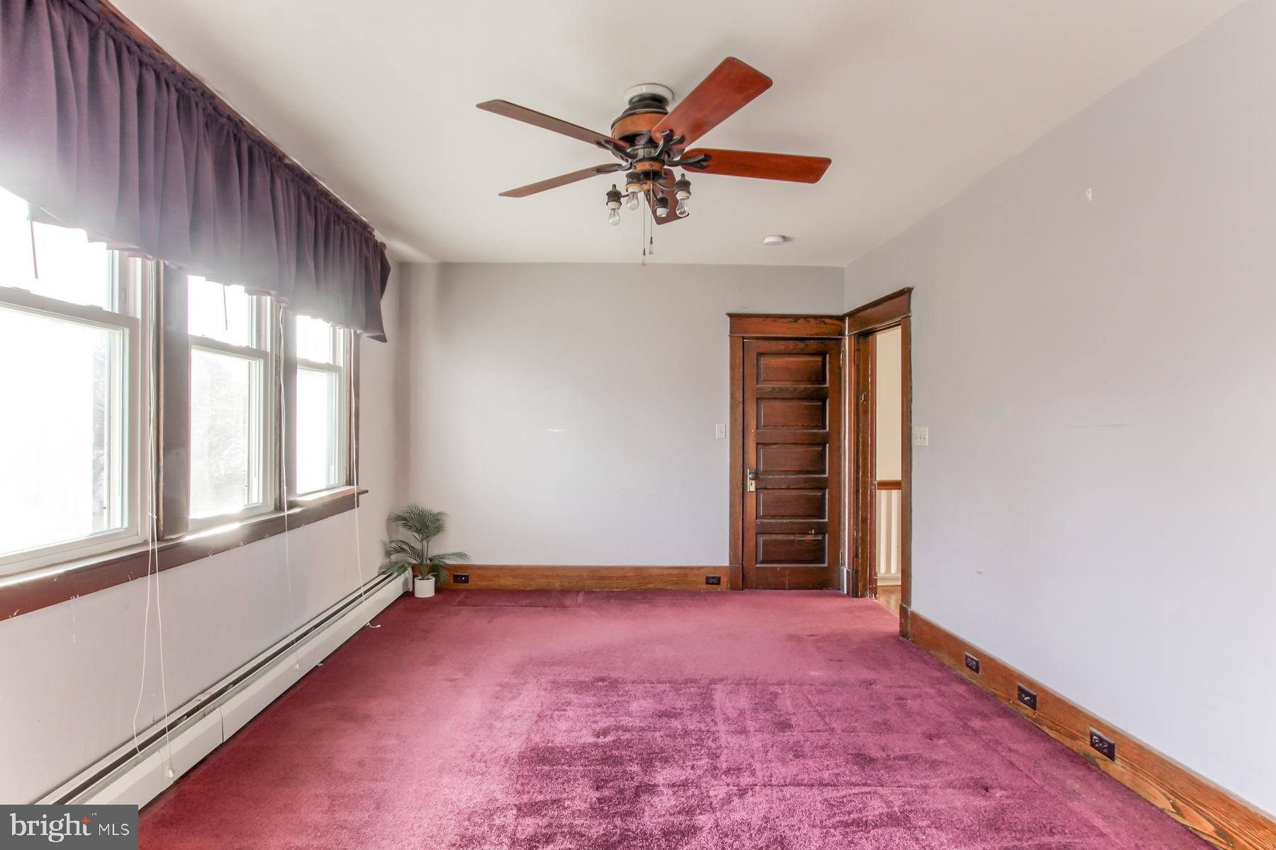 TOWER HILL - Residential