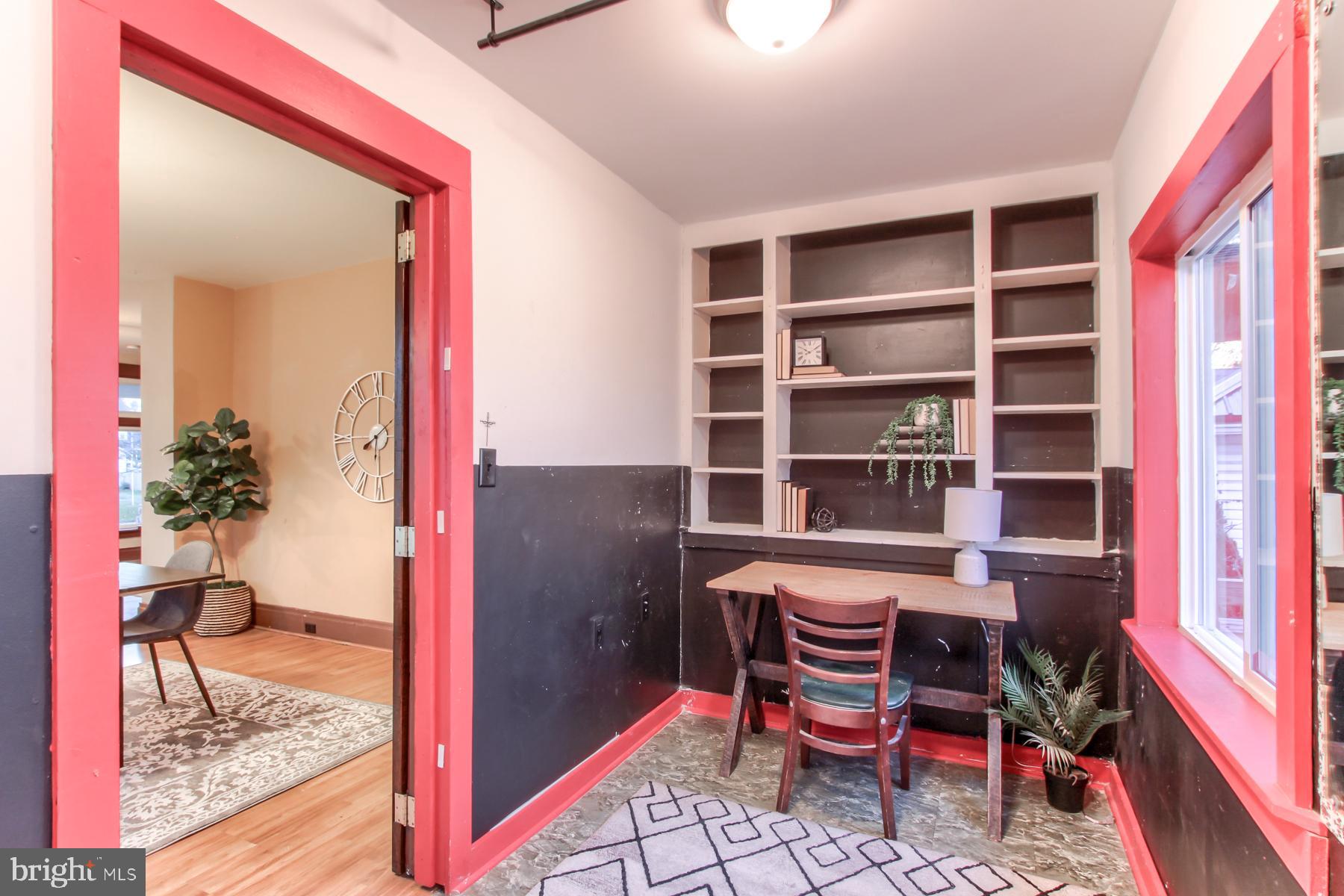 TOWER HILL - Residential