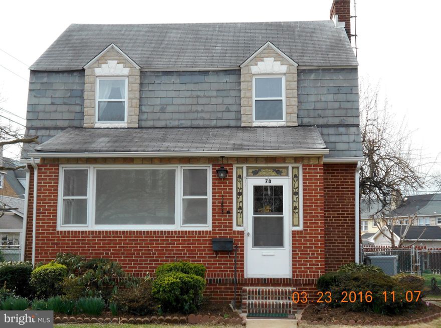 ESTATE SALE     3 Bedroom Colonial, 2 full baths  & 1/2 bath, Bedrooms are all large.. Master bedroom with SITTING ROOM or NURSERY  (HARDWOOD FLOORS THROUGH OUT) Full basement. New water heater. off street parking 1 car garage  5 ceiling  fans      PRICE REDUCED to $160,000.00