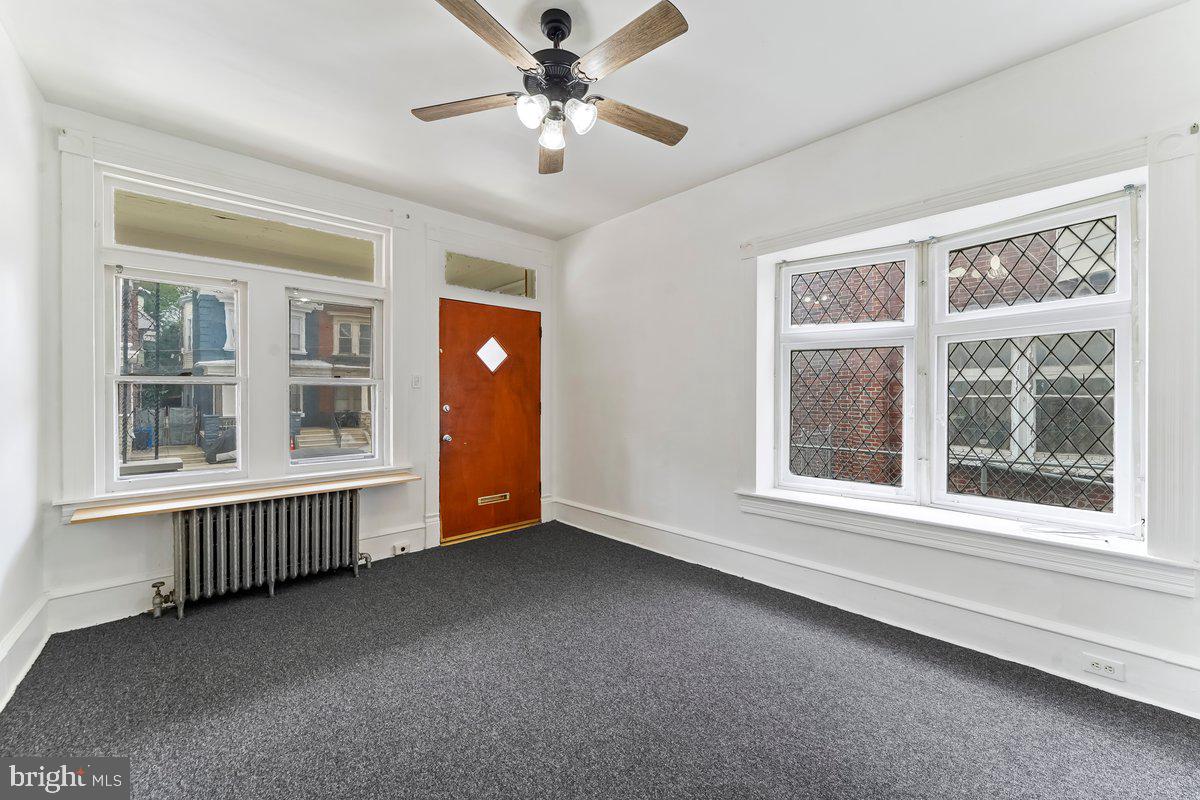 LOGAN - Residential Lease