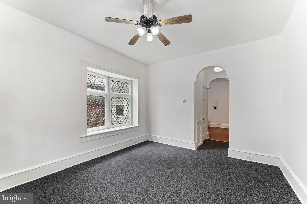 LOGAN - Residential Lease