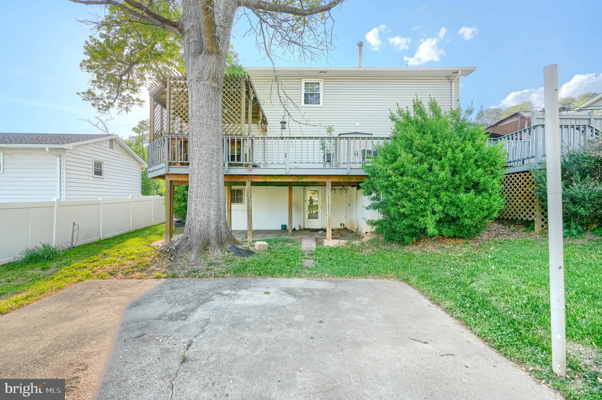 OAKWOOD KNOLLS - Residential