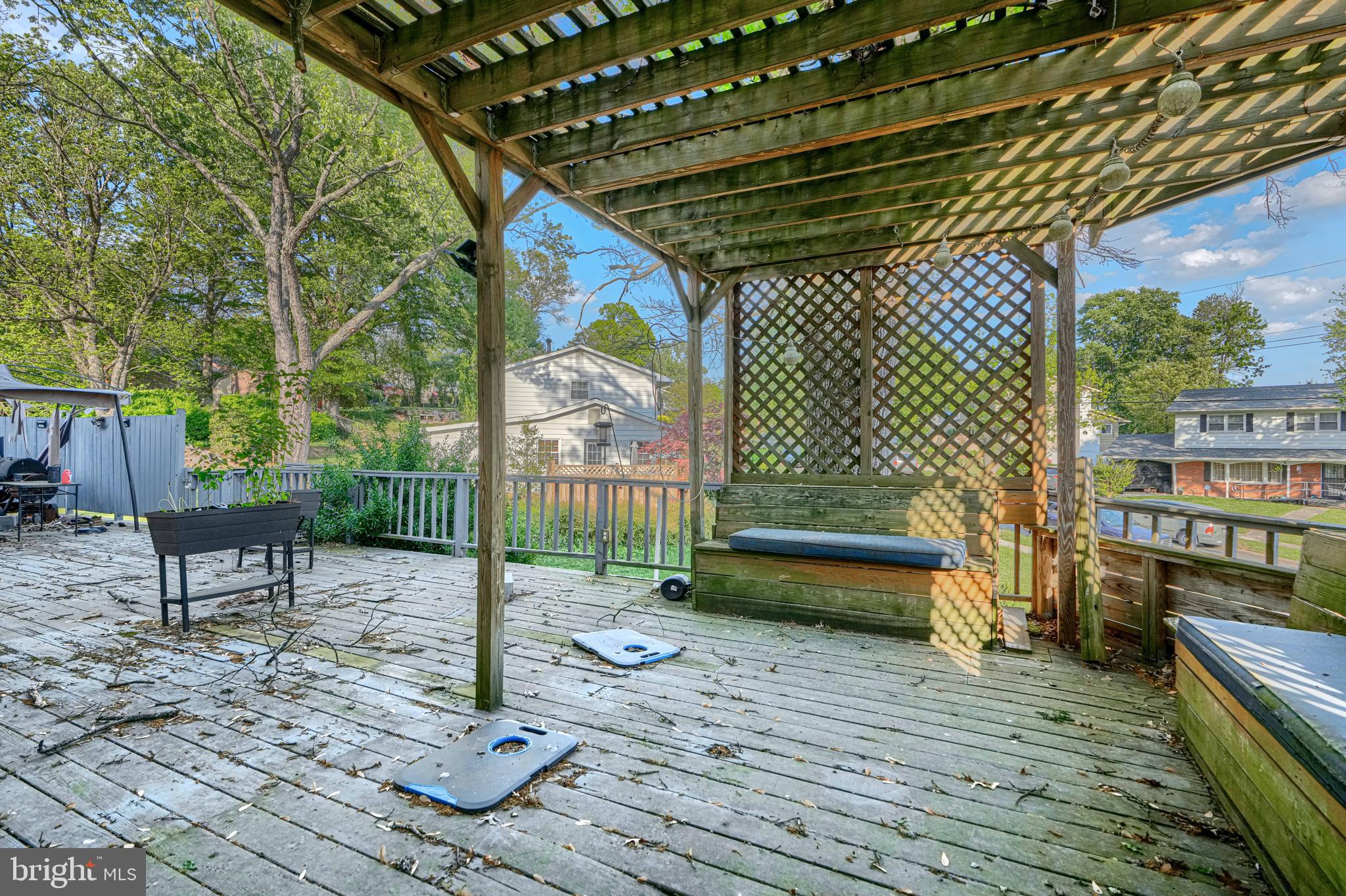 OAKWOOD KNOLLS - Residential
