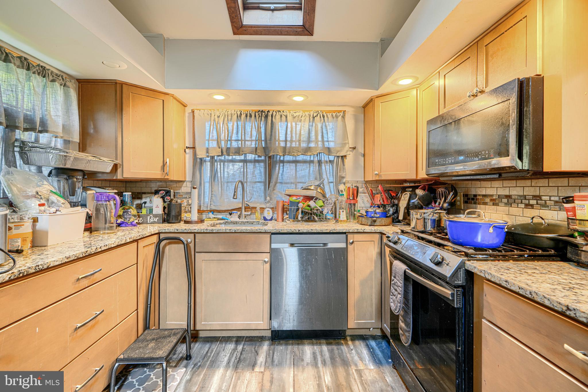 OAKWOOD KNOLLS - Residential