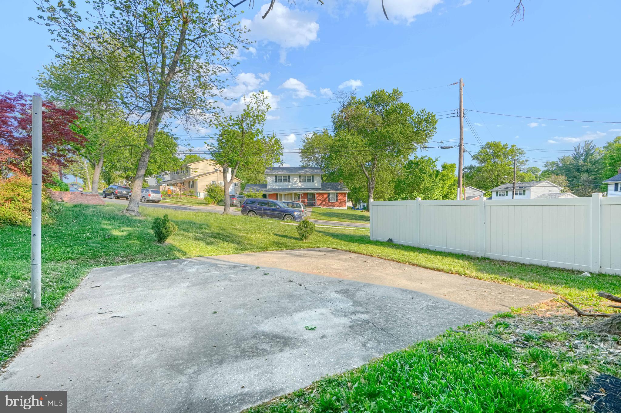 OAKWOOD KNOLLS - Residential