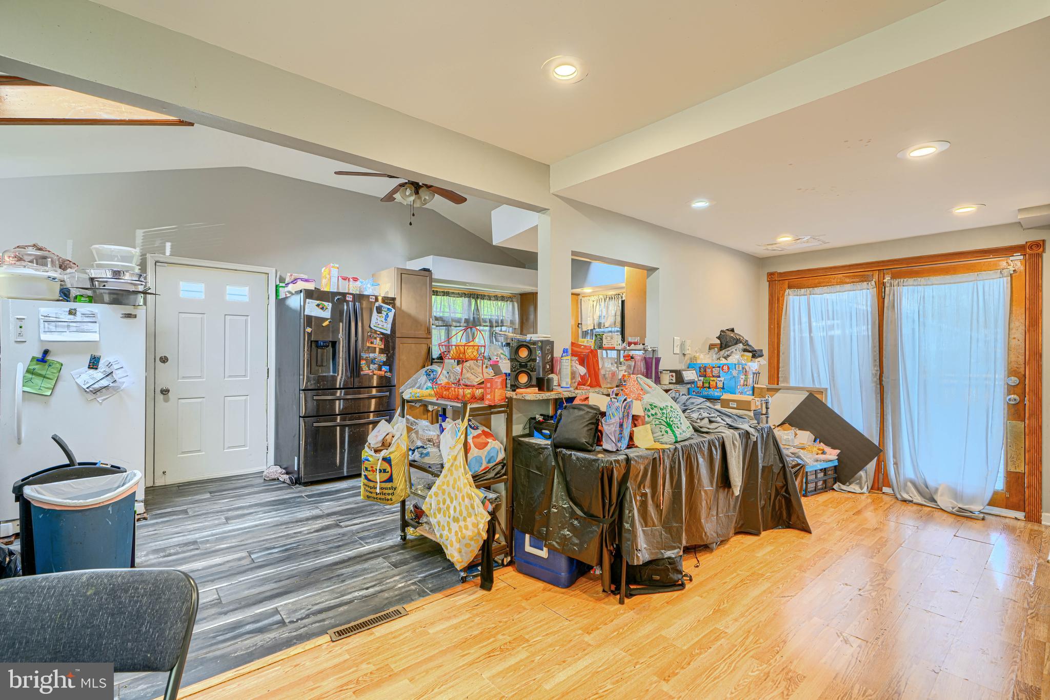 OAKWOOD KNOLLS - Residential