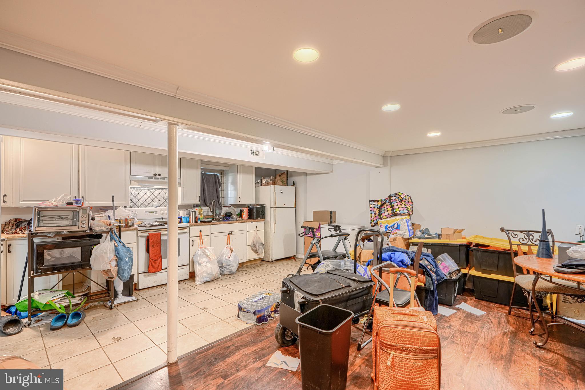 OAKWOOD KNOLLS - Residential