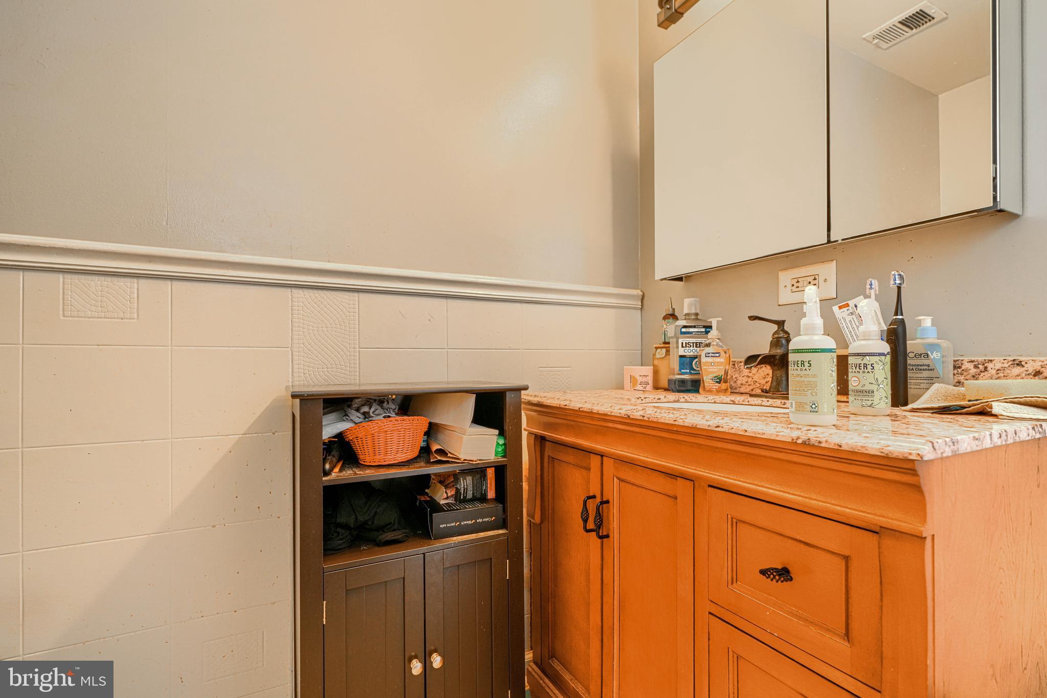 OAKWOOD KNOLLS - Residential
