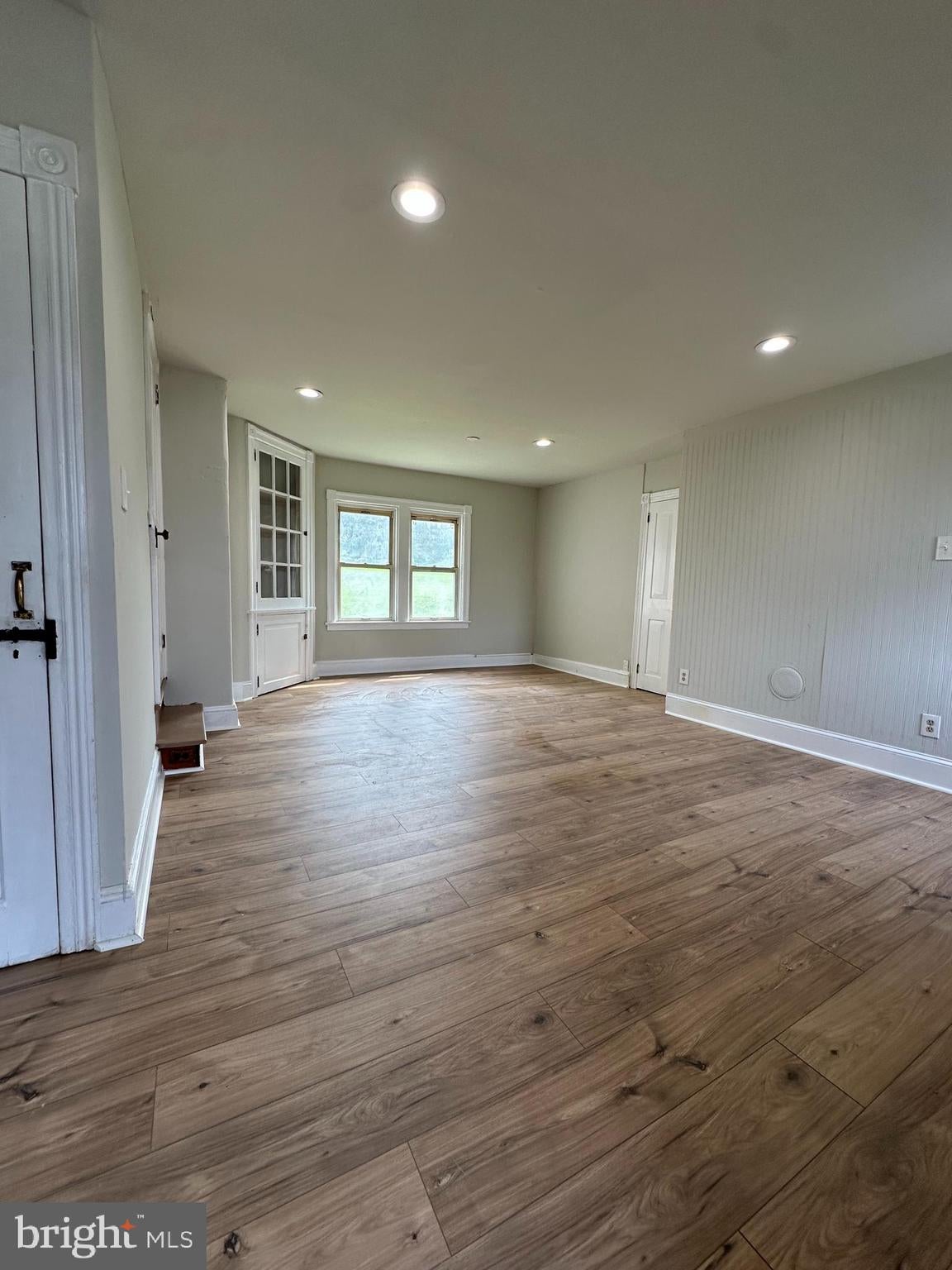 104 S LIMEKILN PIKE