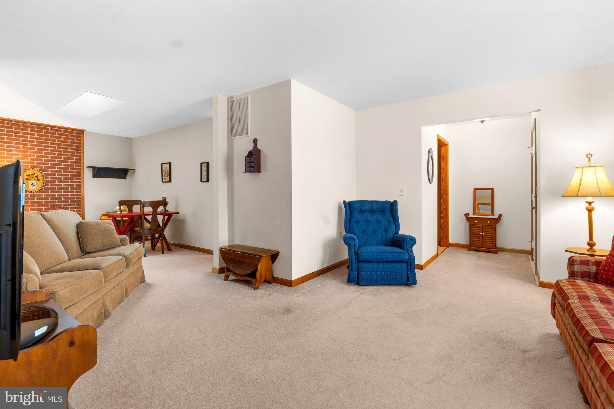 11317 CRESTVIEW DRIVE