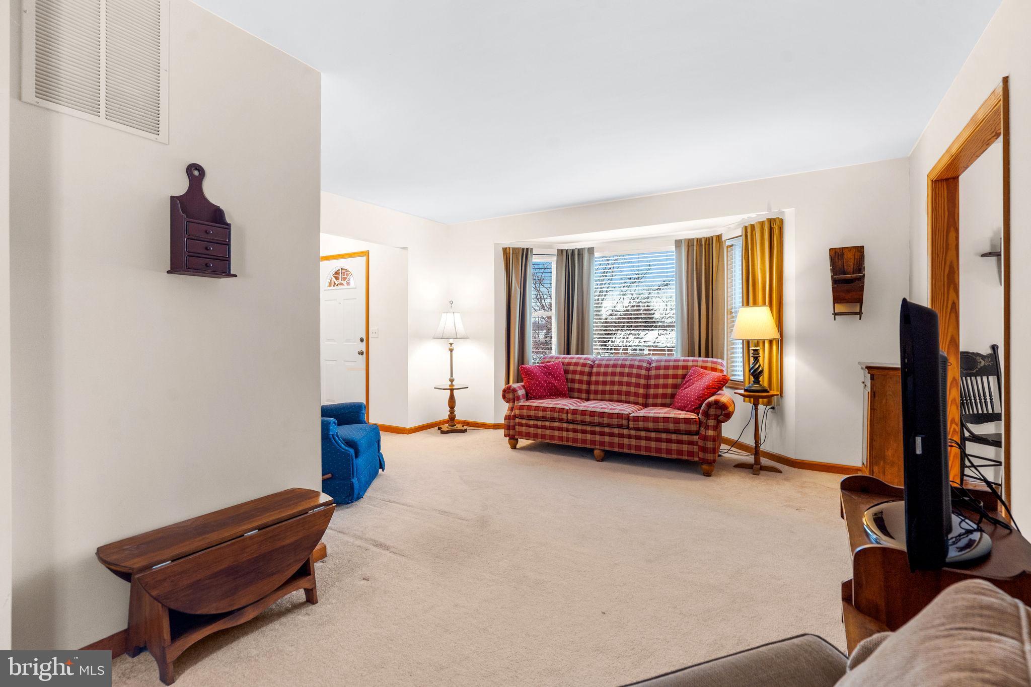 11317 CRESTVIEW DRIVE