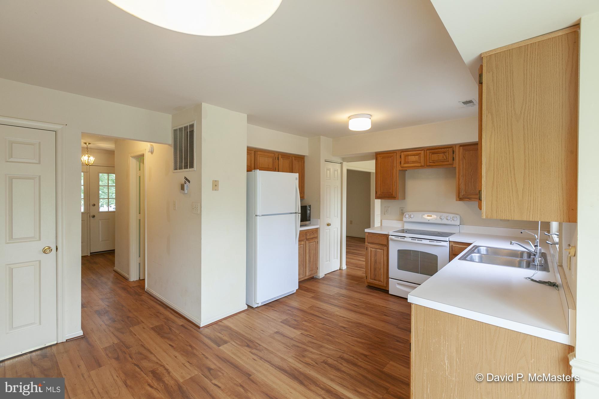 STEEPLE CHASE - Residential