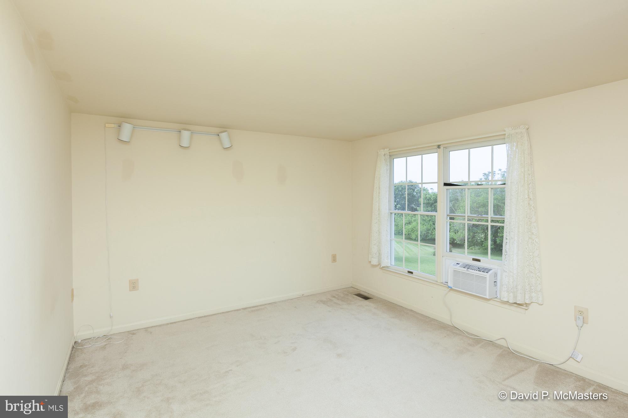 STEEPLE CHASE - Residential