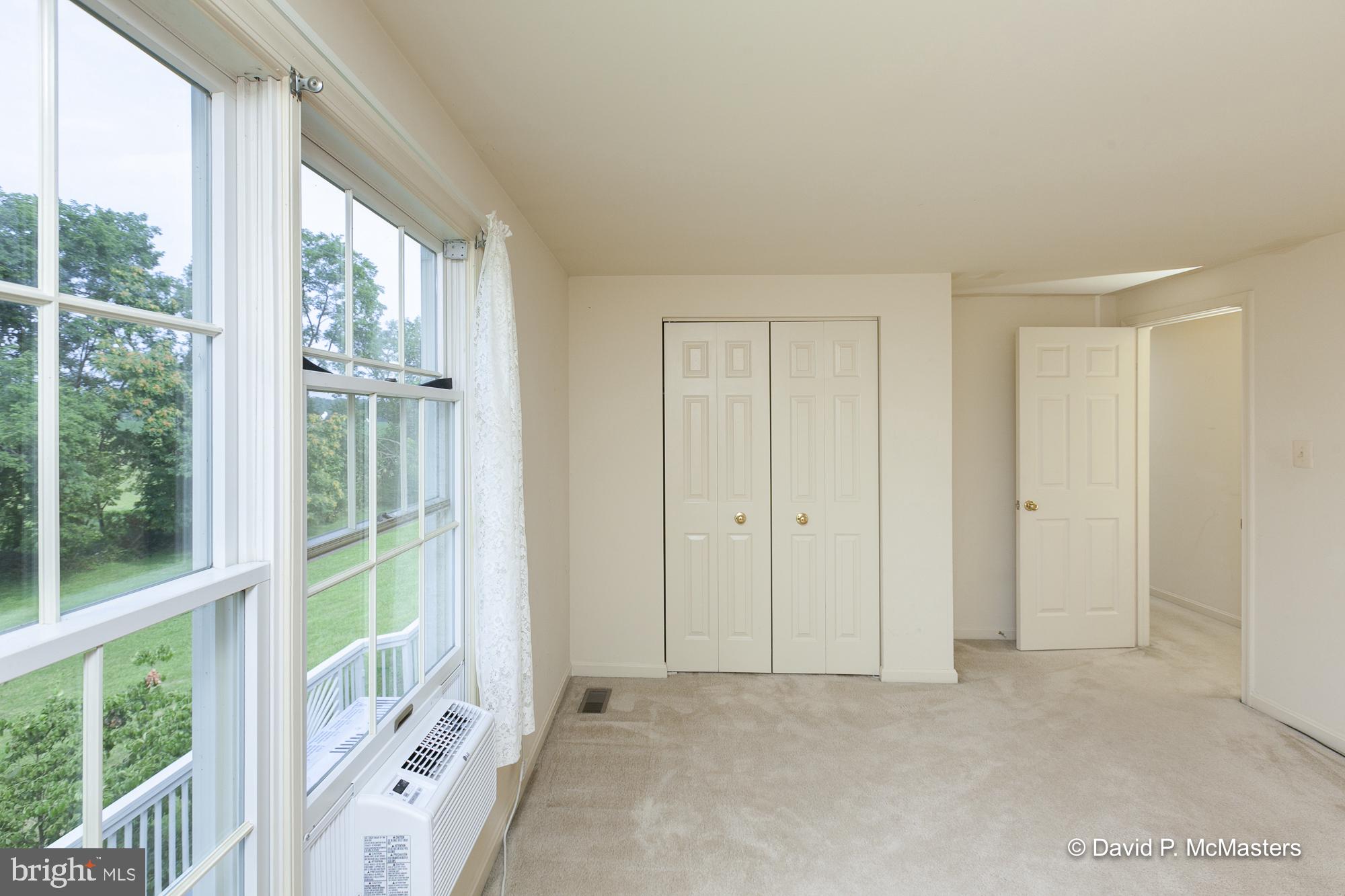 STEEPLE CHASE - Residential