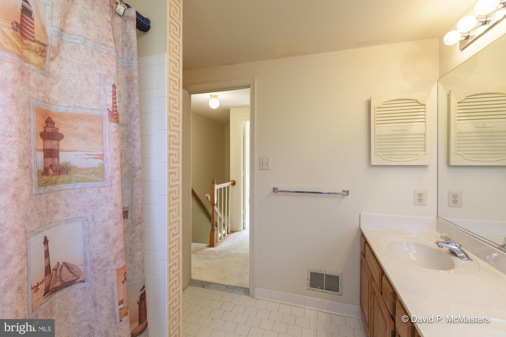 STEEPLE CHASE - Residential