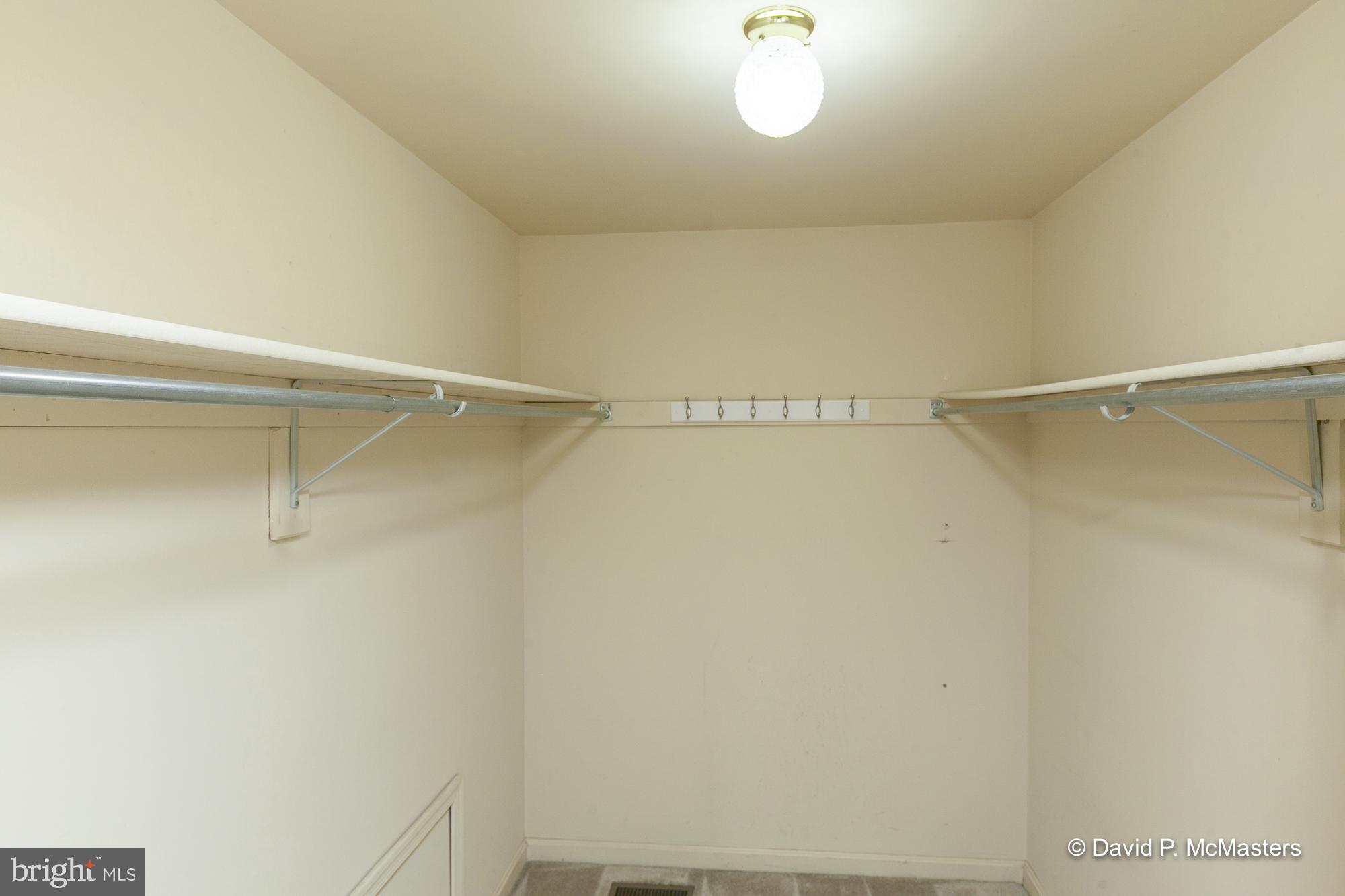 STEEPLE CHASE - Residential