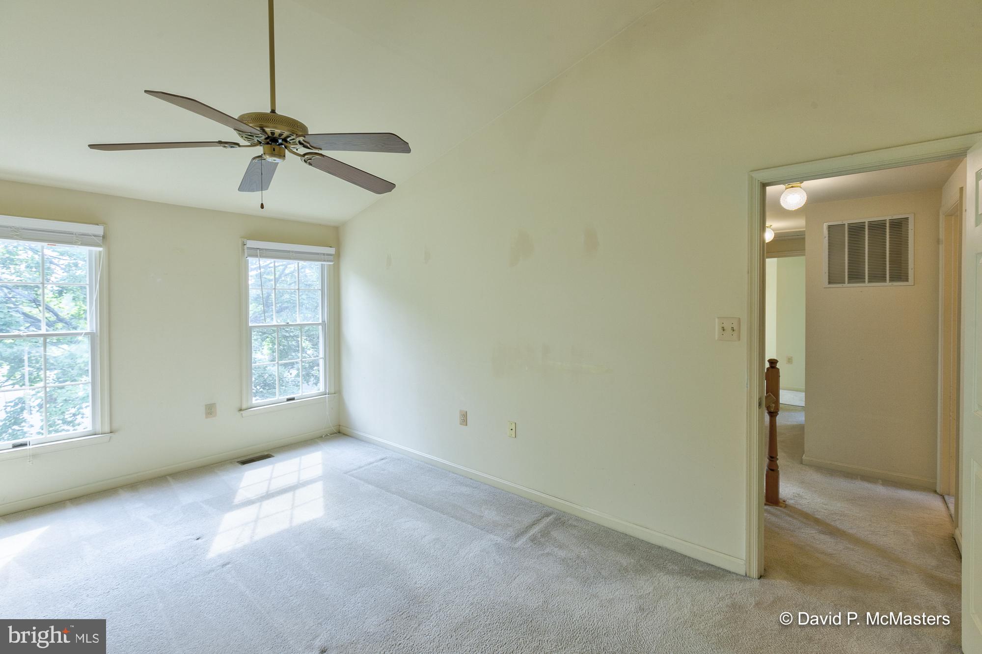 STEEPLE CHASE - Residential