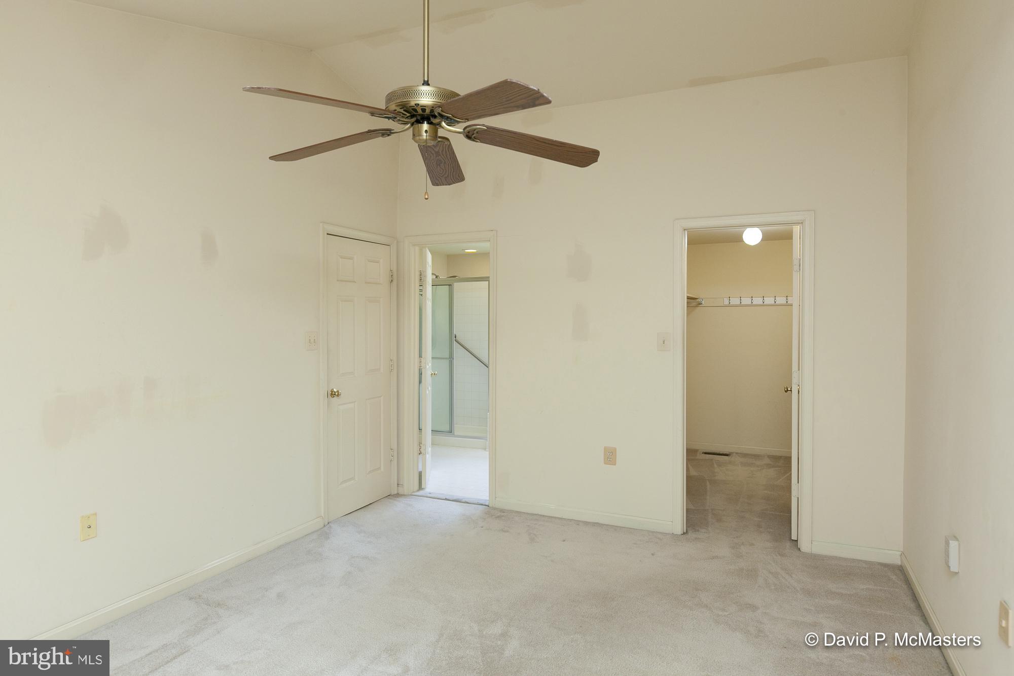 STEEPLE CHASE - Residential