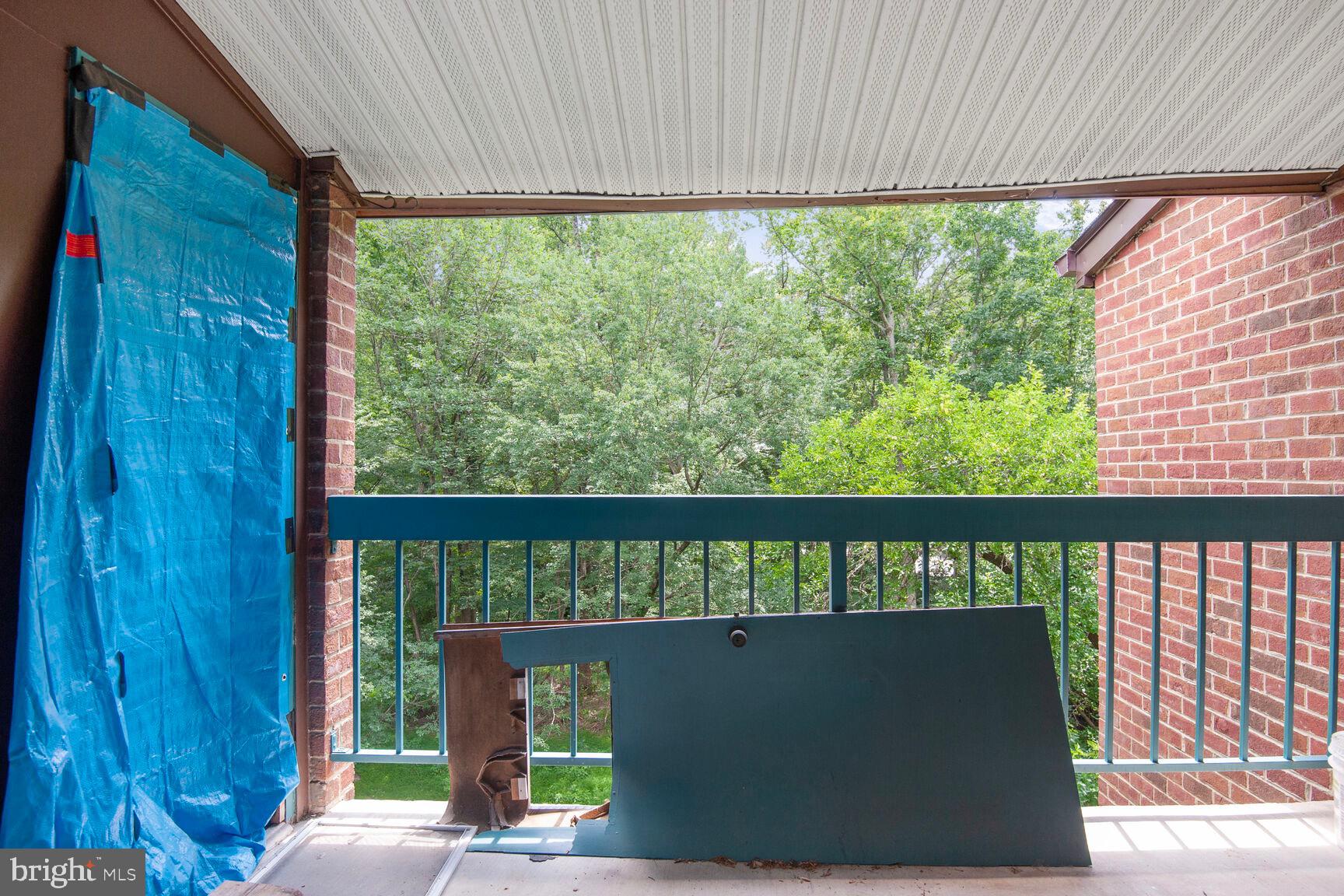 HUNTERS WOODS VILLAGE - Residential