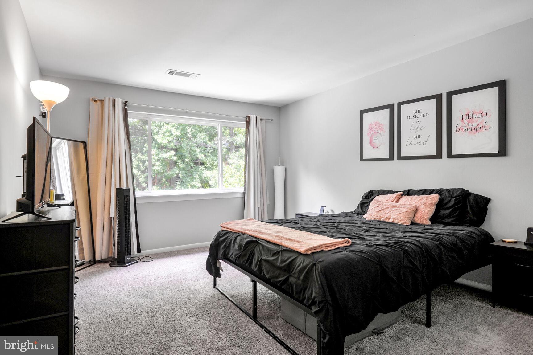 HUNTERS WOODS VILLAGE - Residential